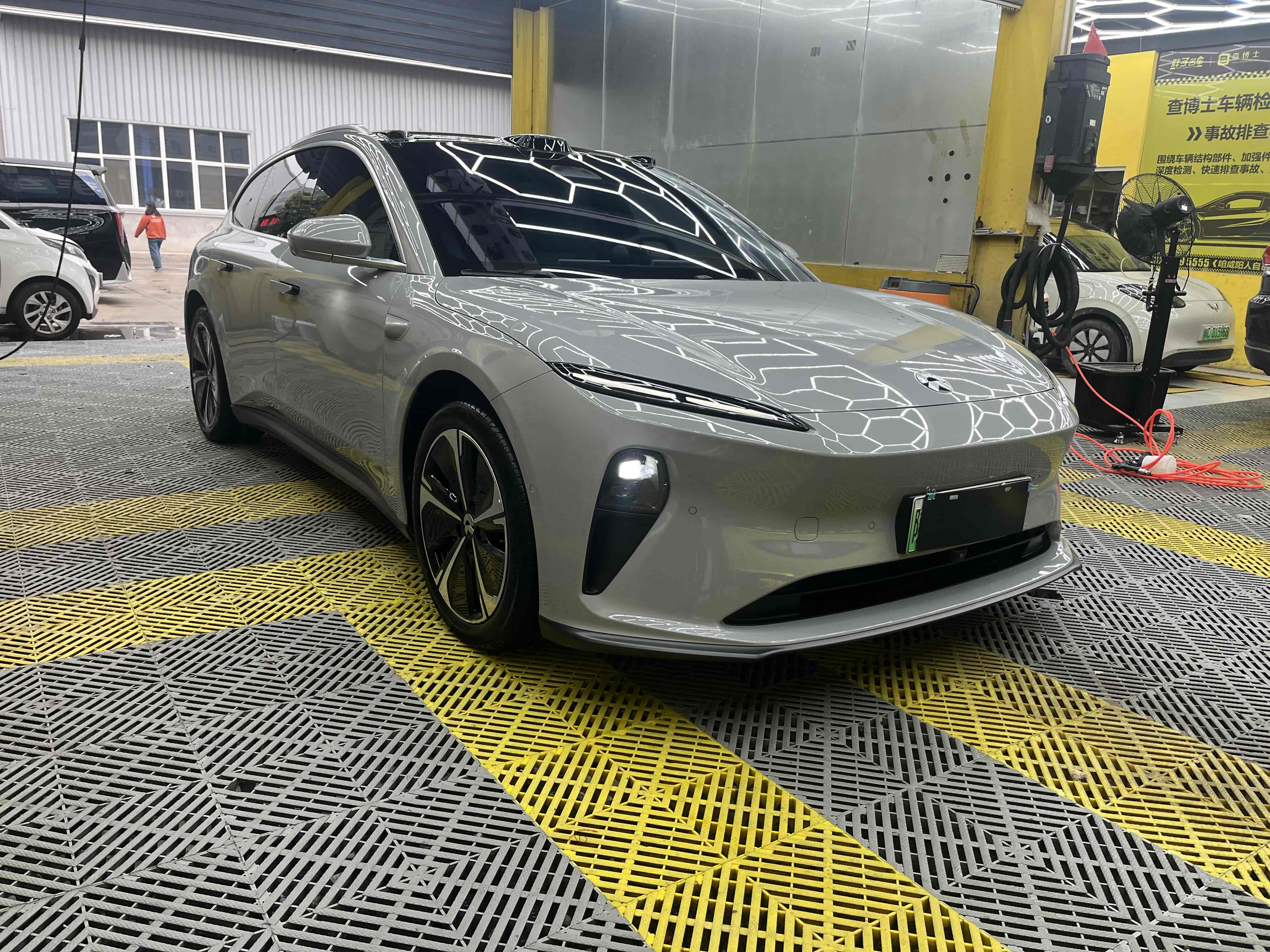 NIO ET5T 2024 image de voiture #4