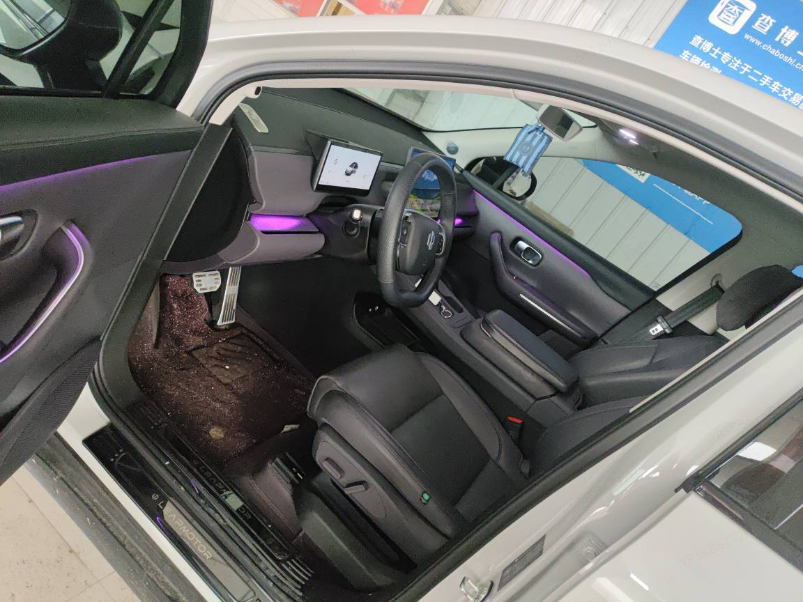 零跑汽车 零跑C10 2024 汽车图片 #4