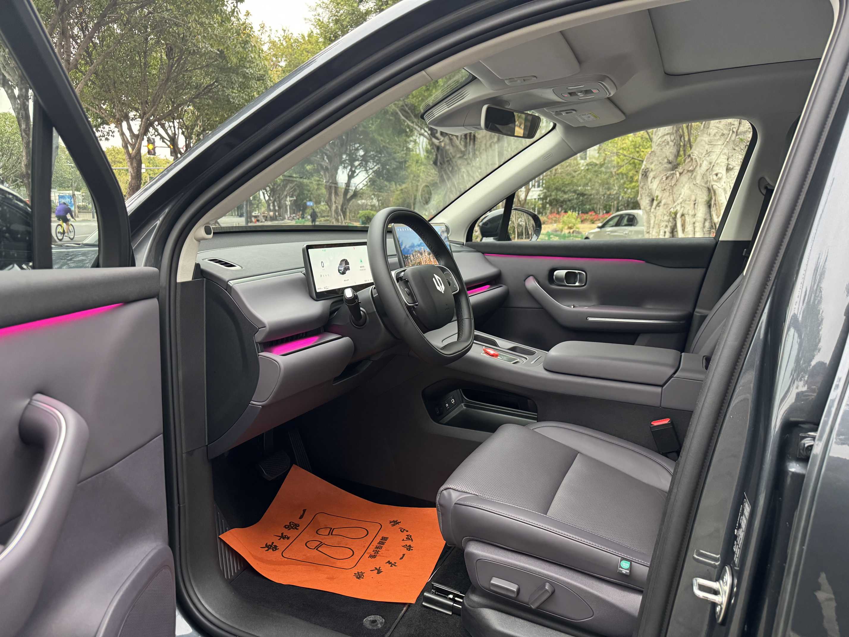 零跑汽车 零跑C10 2024 汽车图片 #4