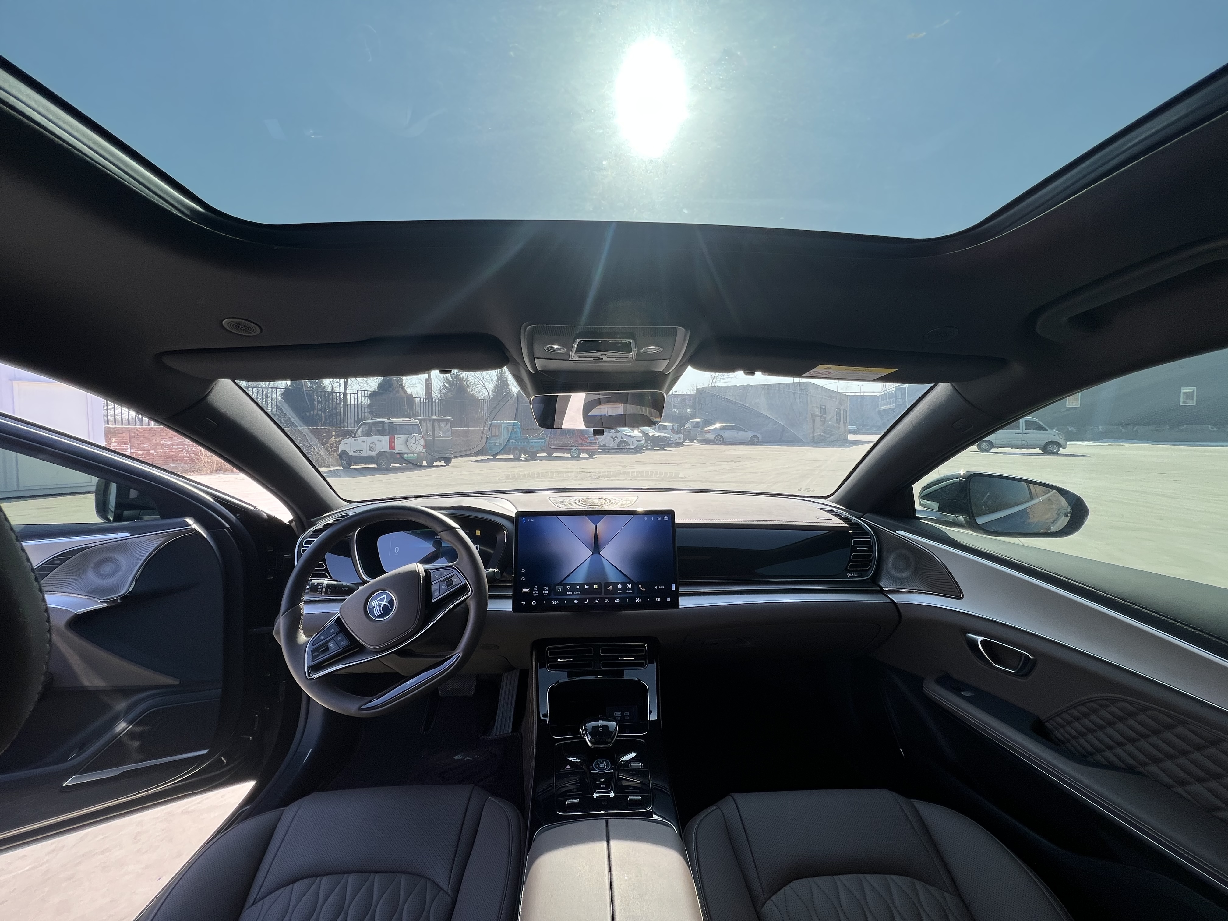 BYD Han 2024 car image #4