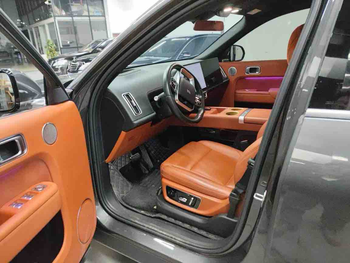 Li L8 2024 imagen de coche #4