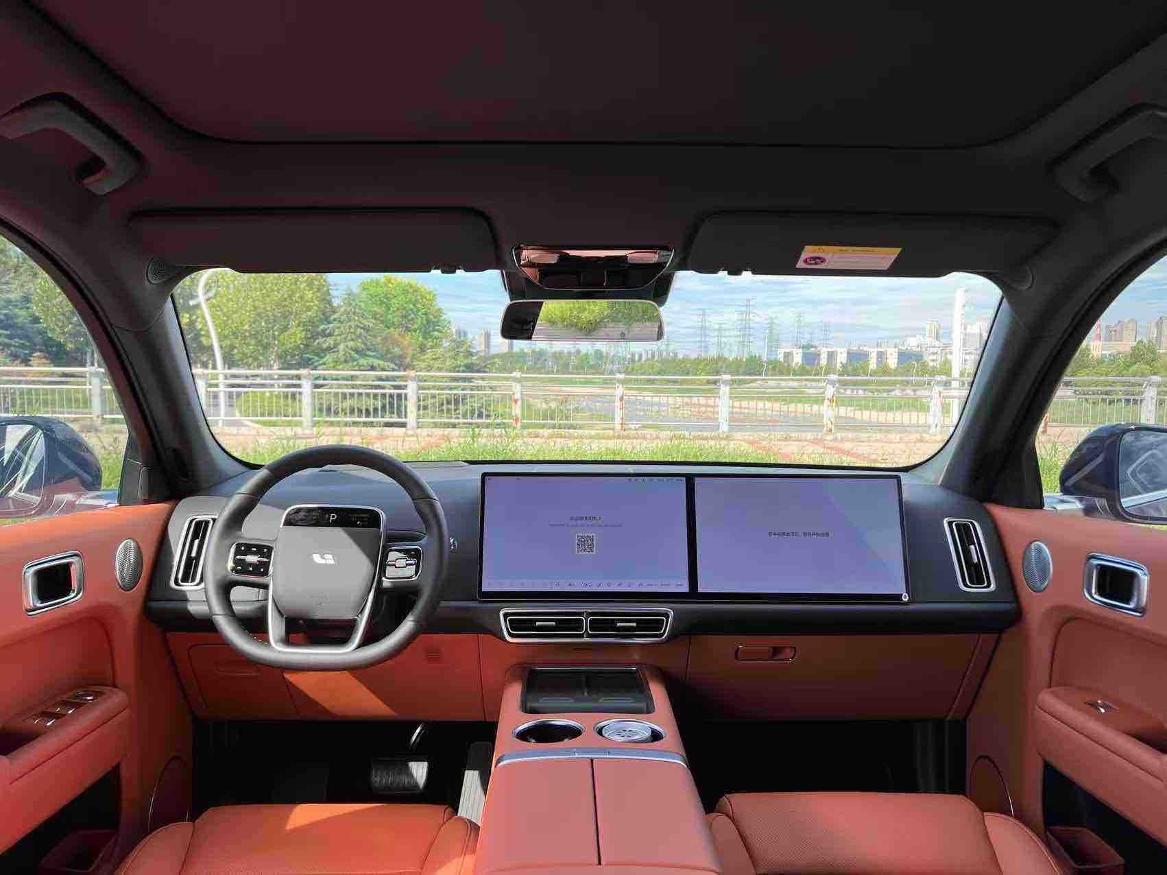 Li L7 2024 #4 Li L7 2024 car image #4
