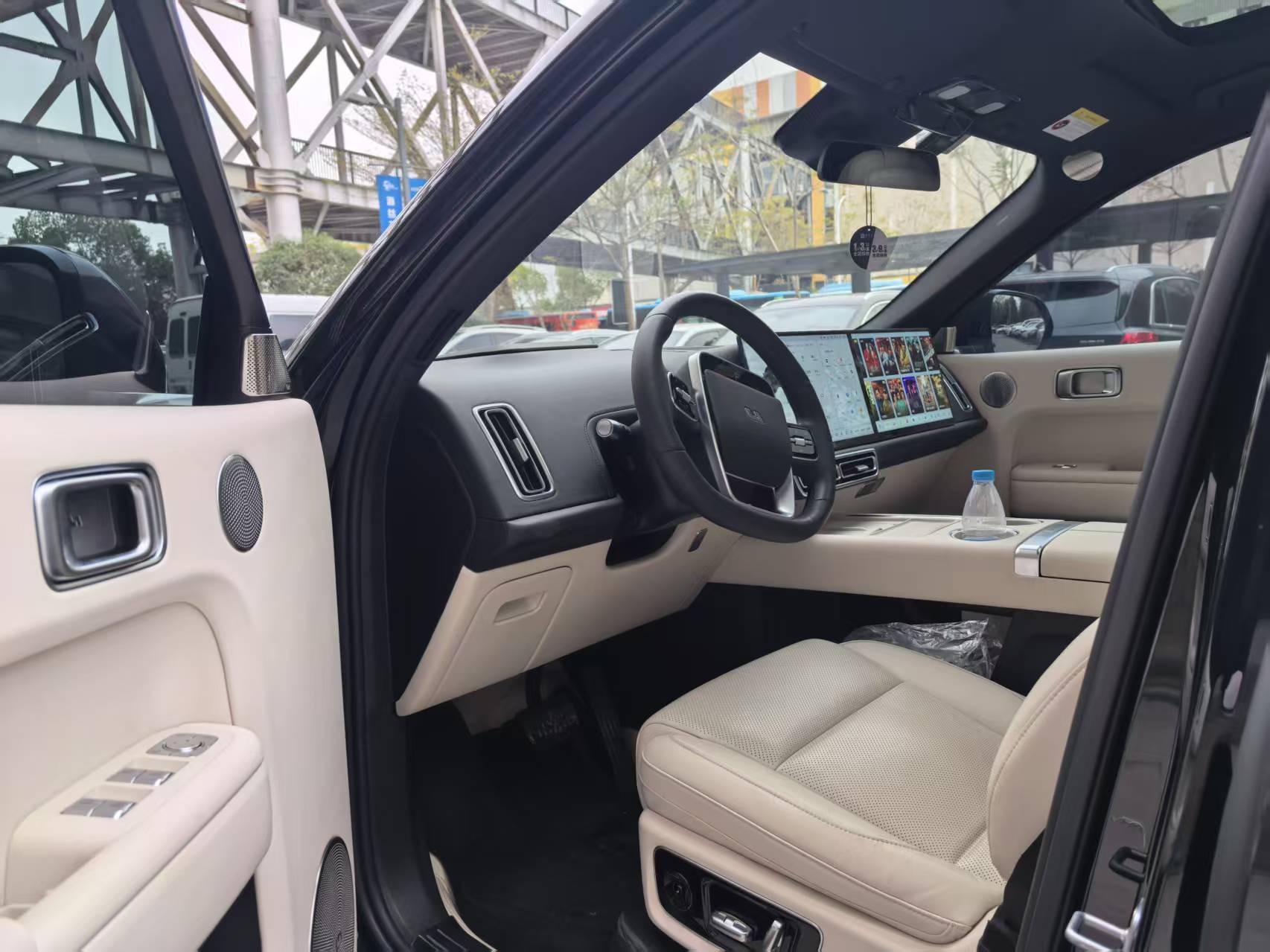 Li L9 2024 صورة سيارة #4