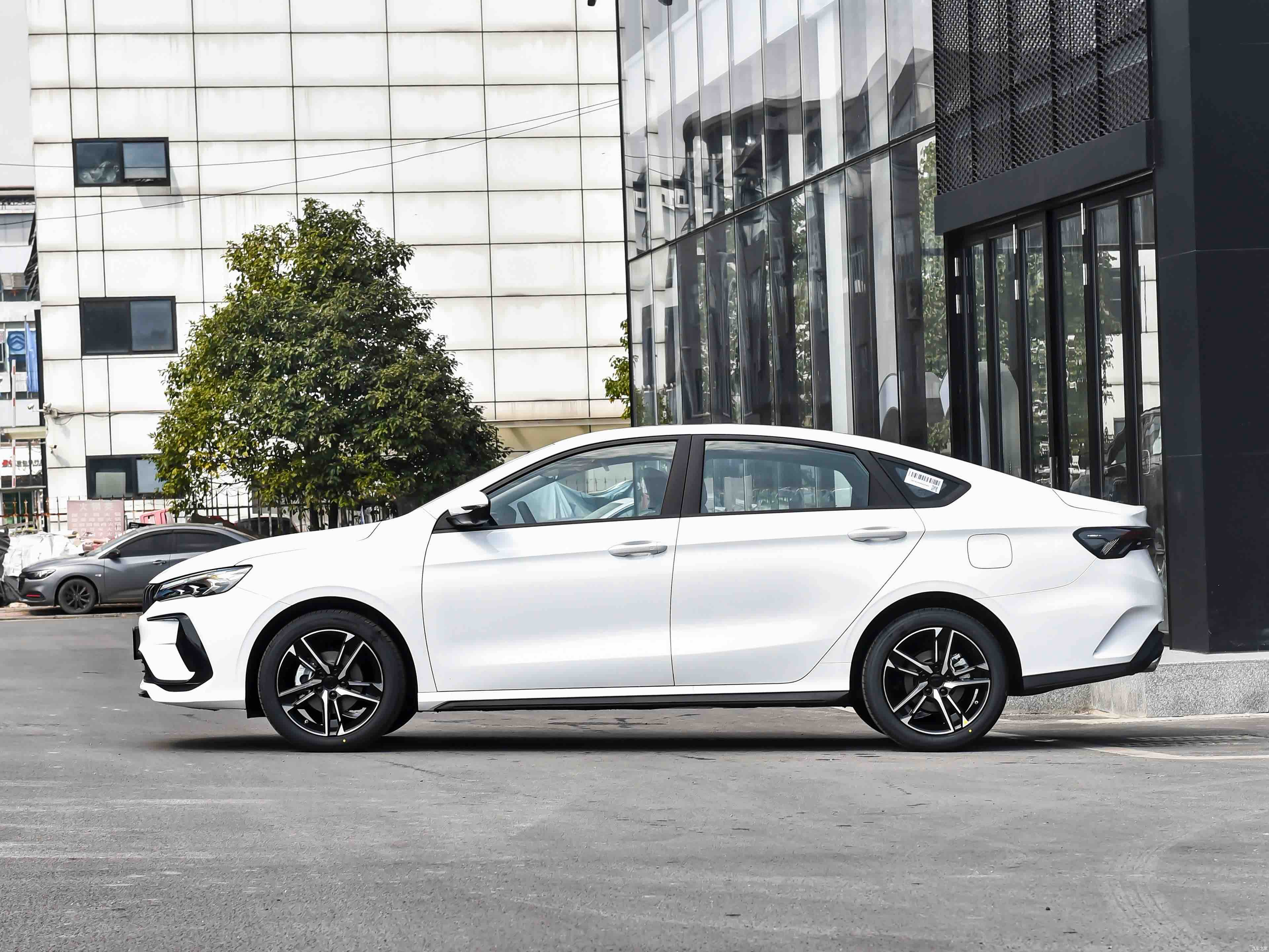 GEELY Binray 2026 #4 GEELY Binray 2026 car image #4