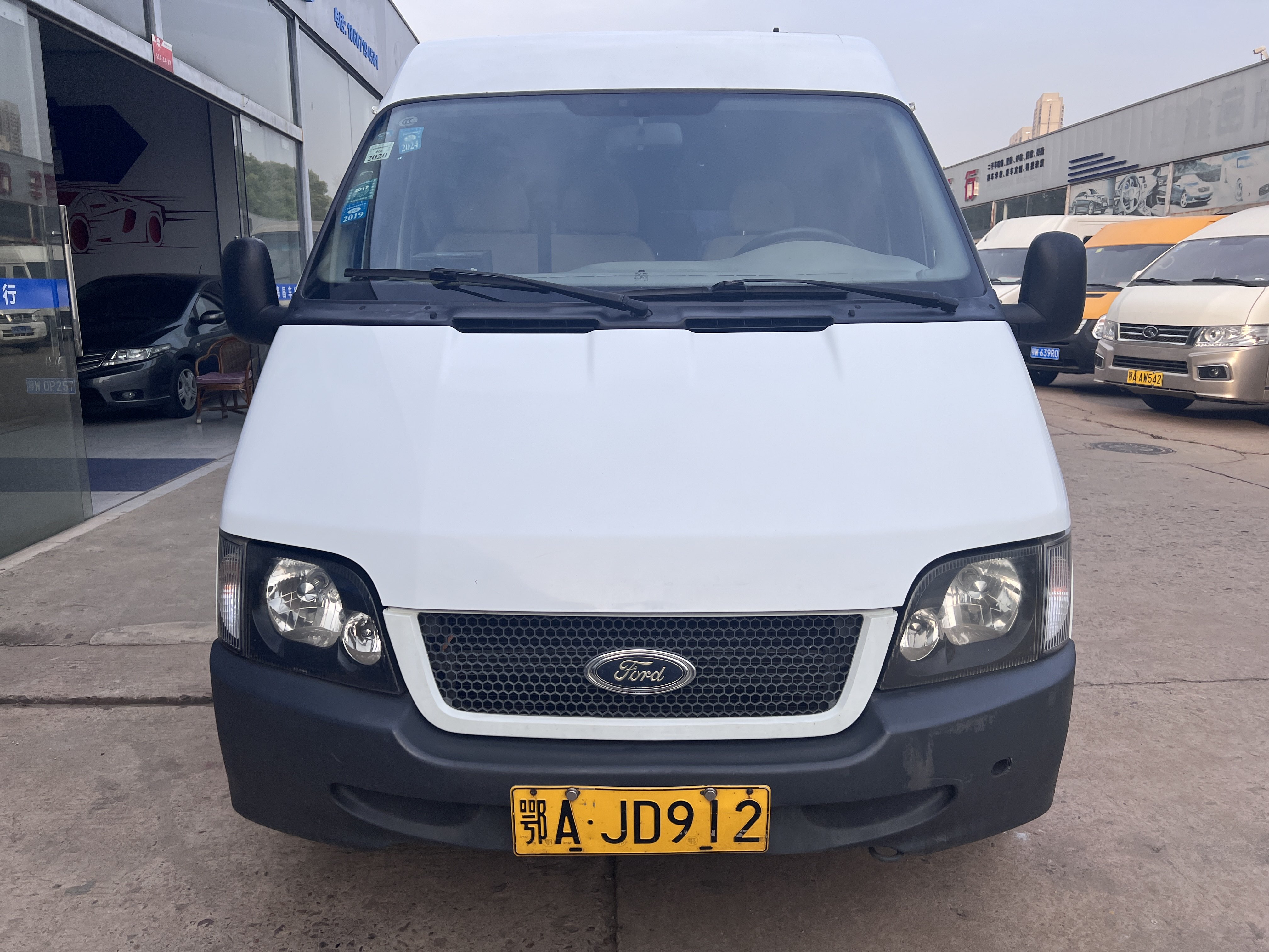 Ford Transit Classic 2014 #4 Ford Transit Classic 2014 car image #4