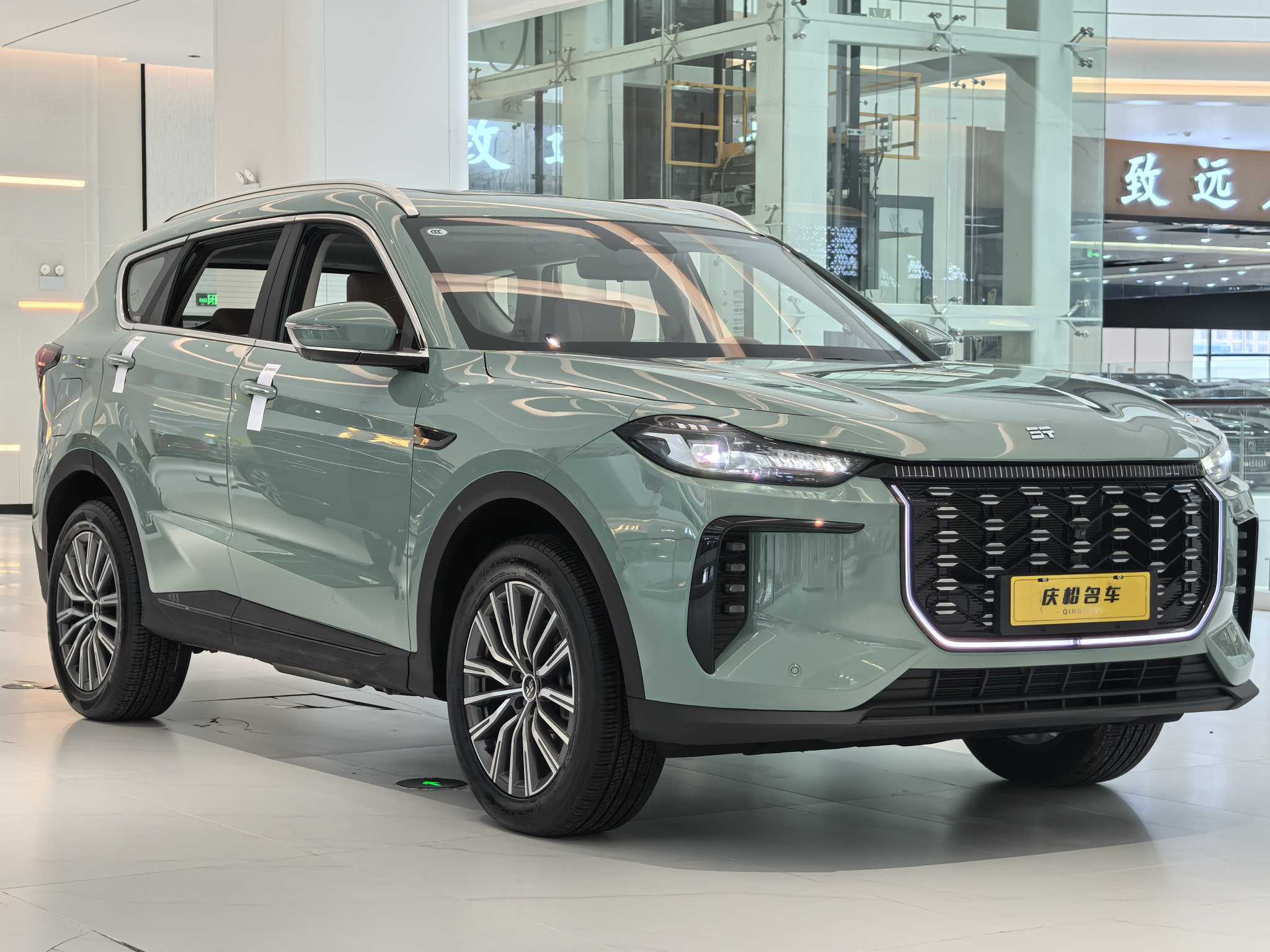 Jetour X70 C-DM 2024 immagine di auto #4