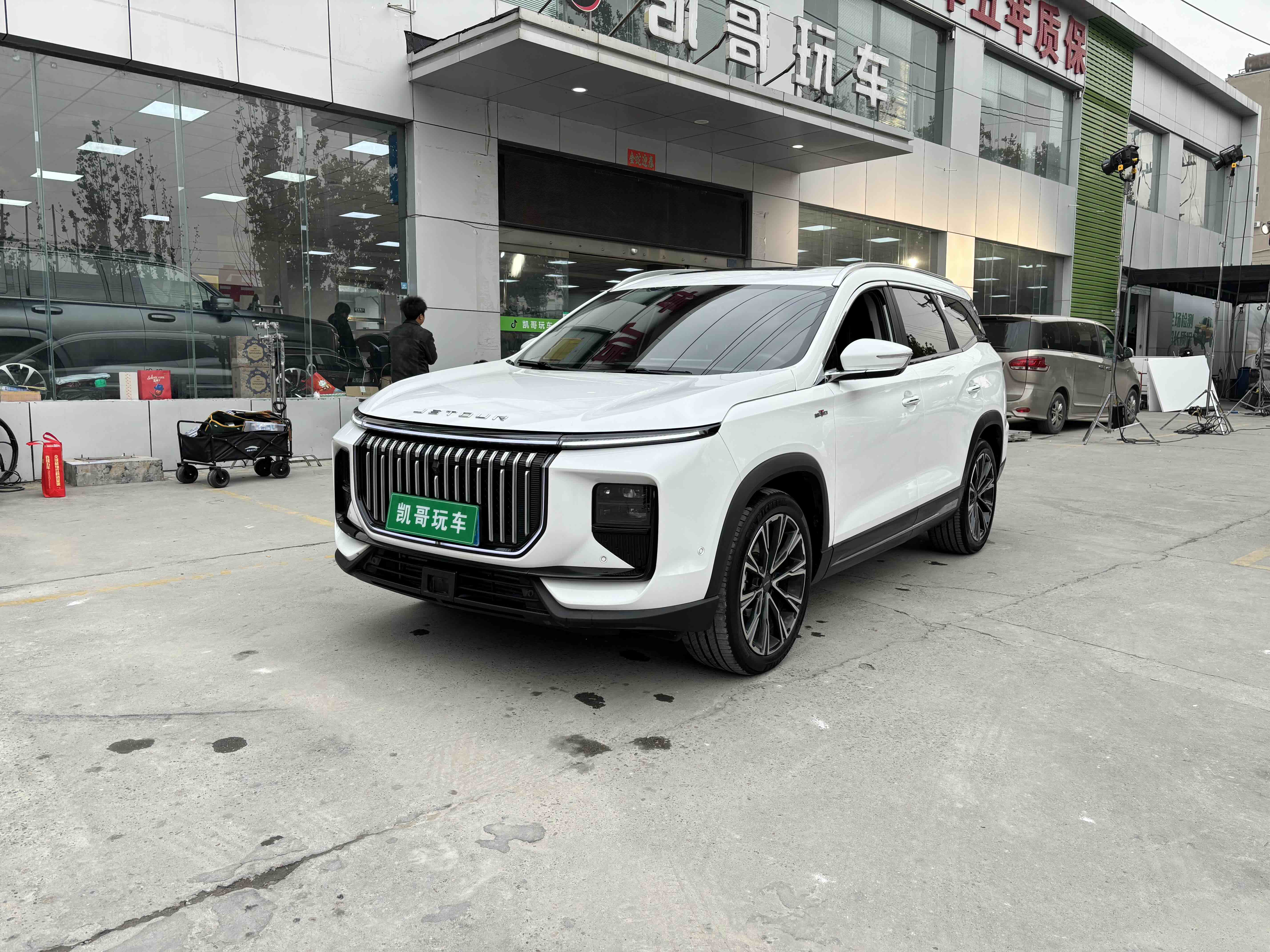 Jetour X90 PRO 2024 car image #4