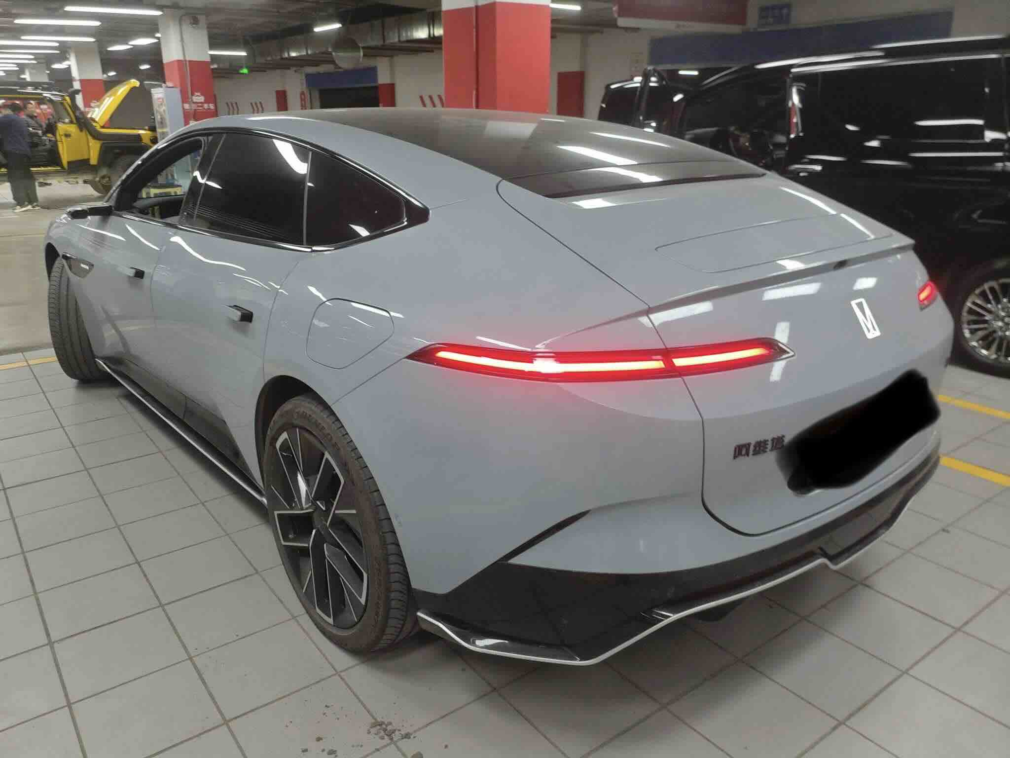 阿维塔 阿维塔12 2024 汽车图片 #4