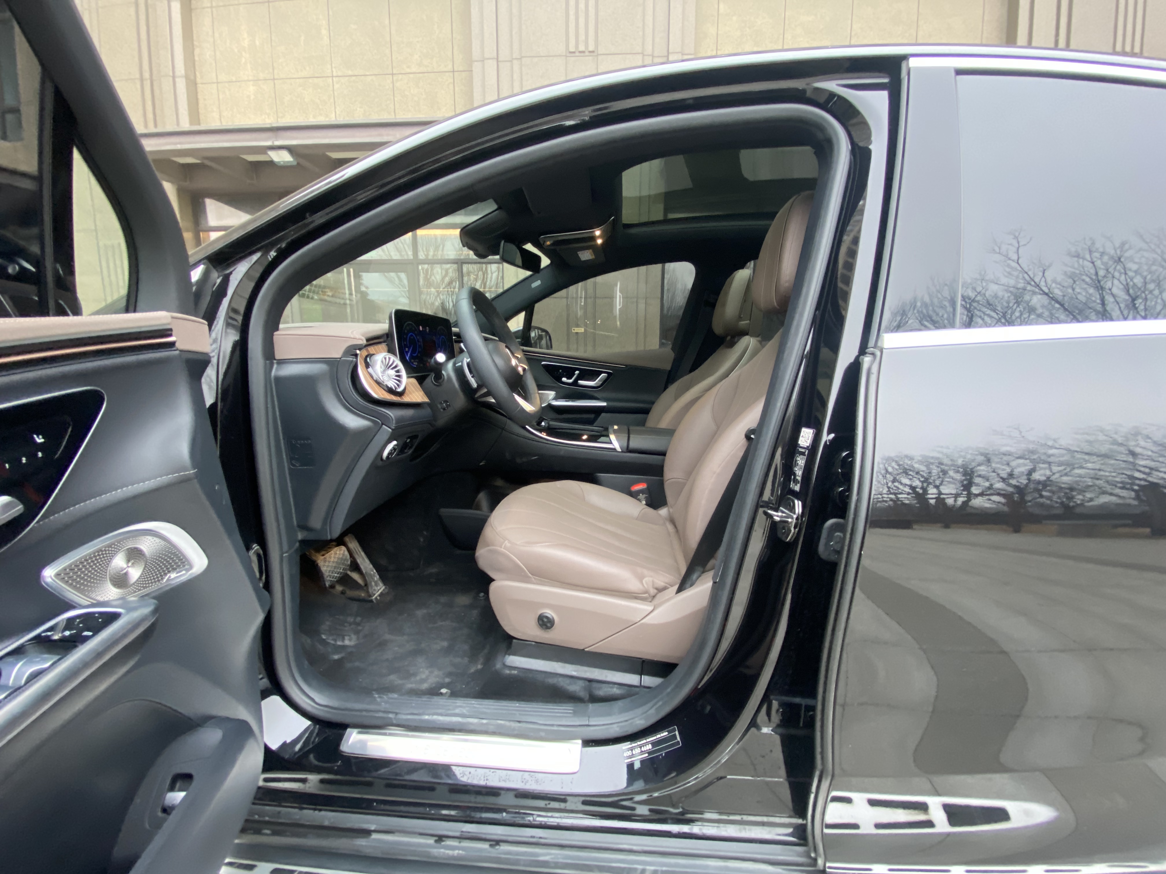 Mercedes-Benz EQE SUV 2024 car image #4