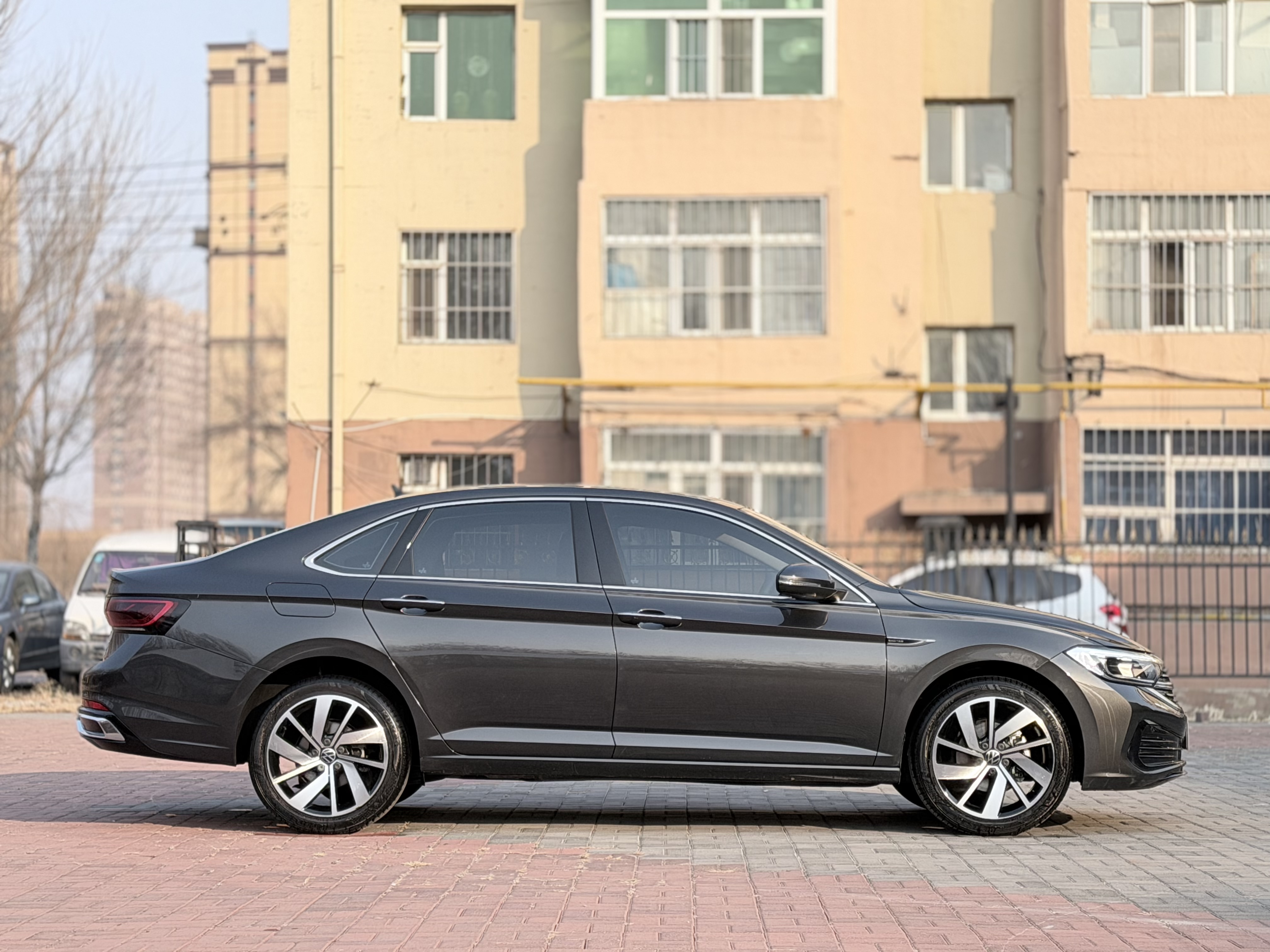 Volkswagen Sagitar 2024 car image #4