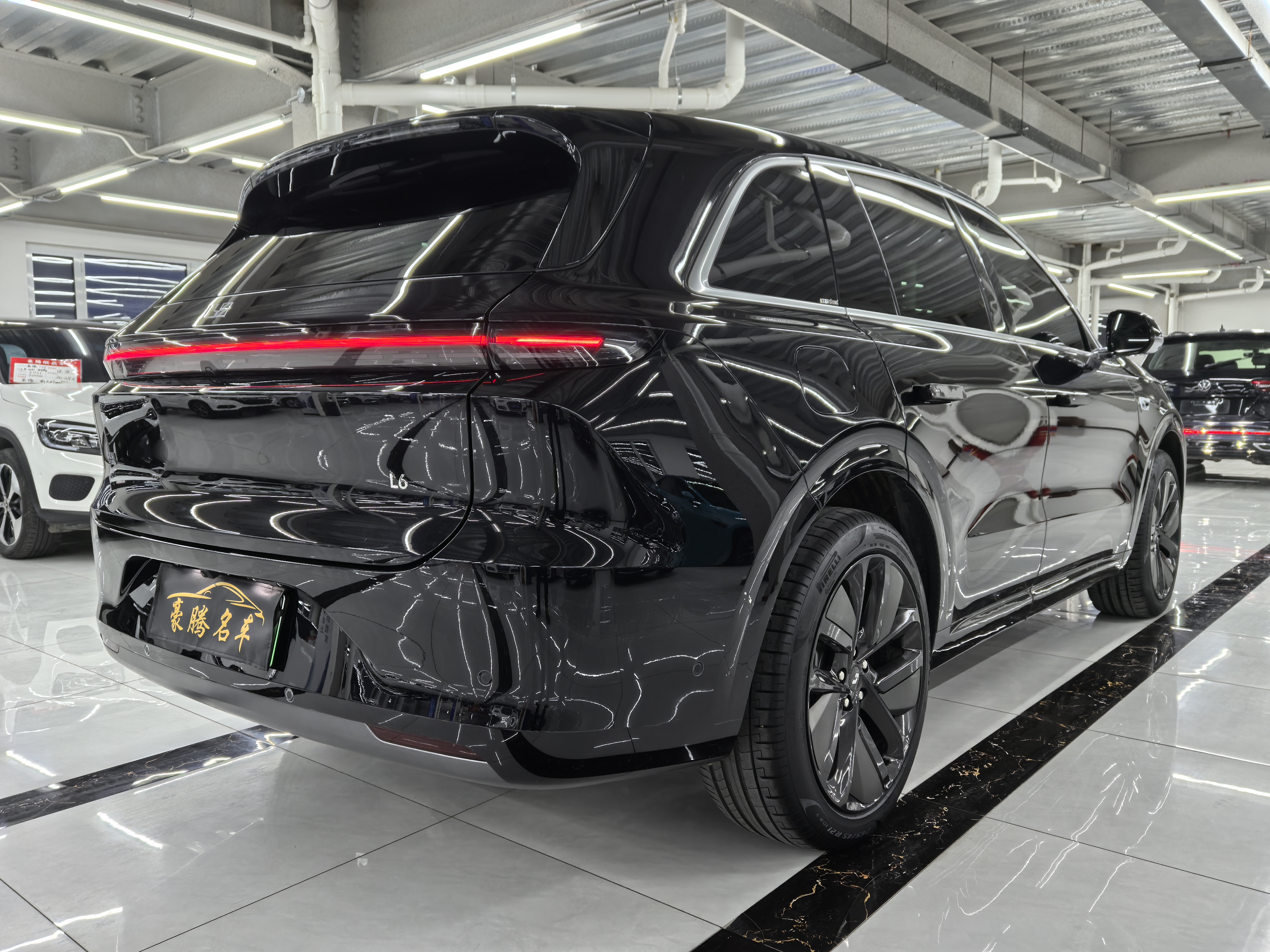 Li L6 2024 image de voiture #4