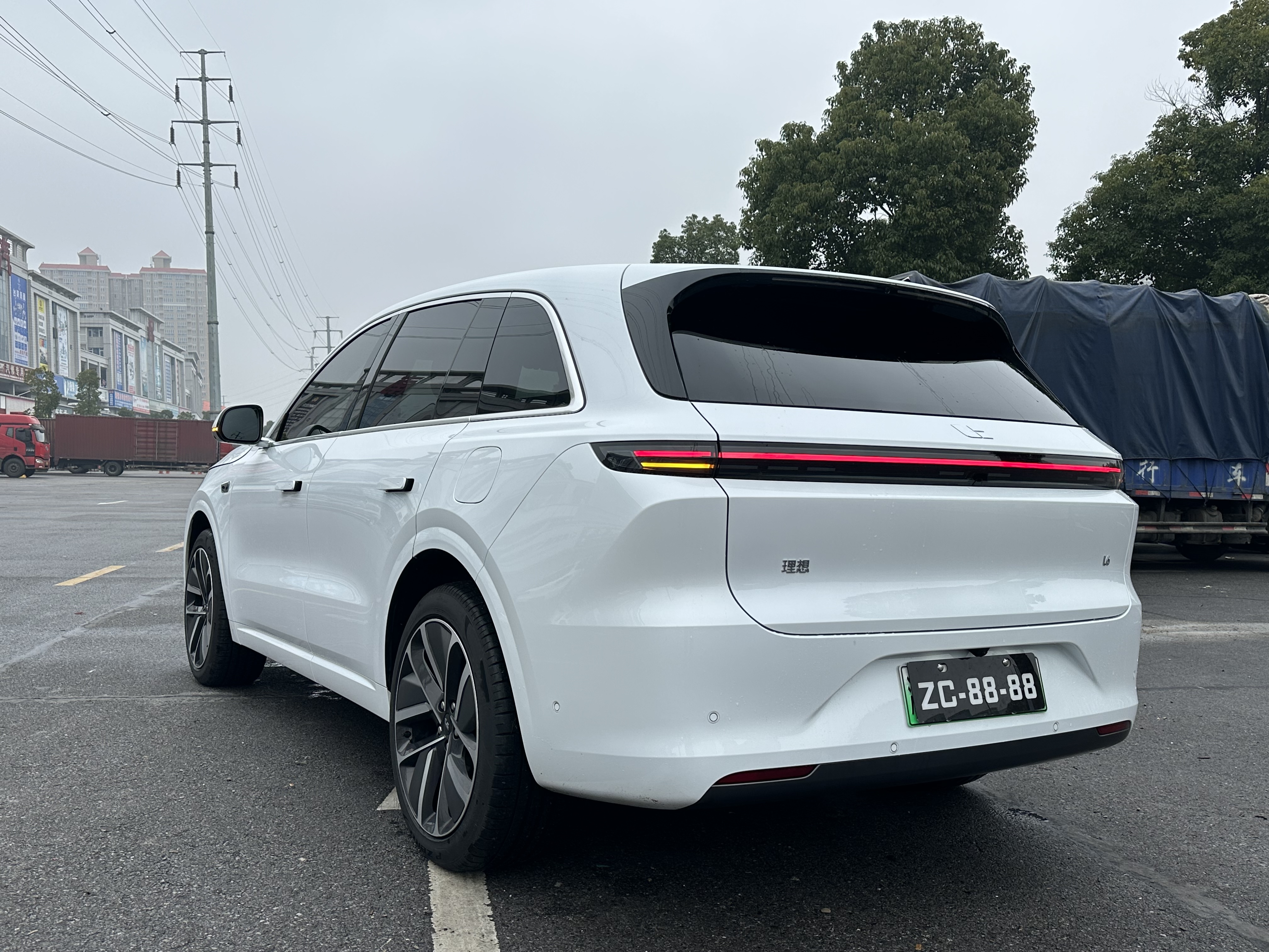 Li L6 2025 imagen de coche #4