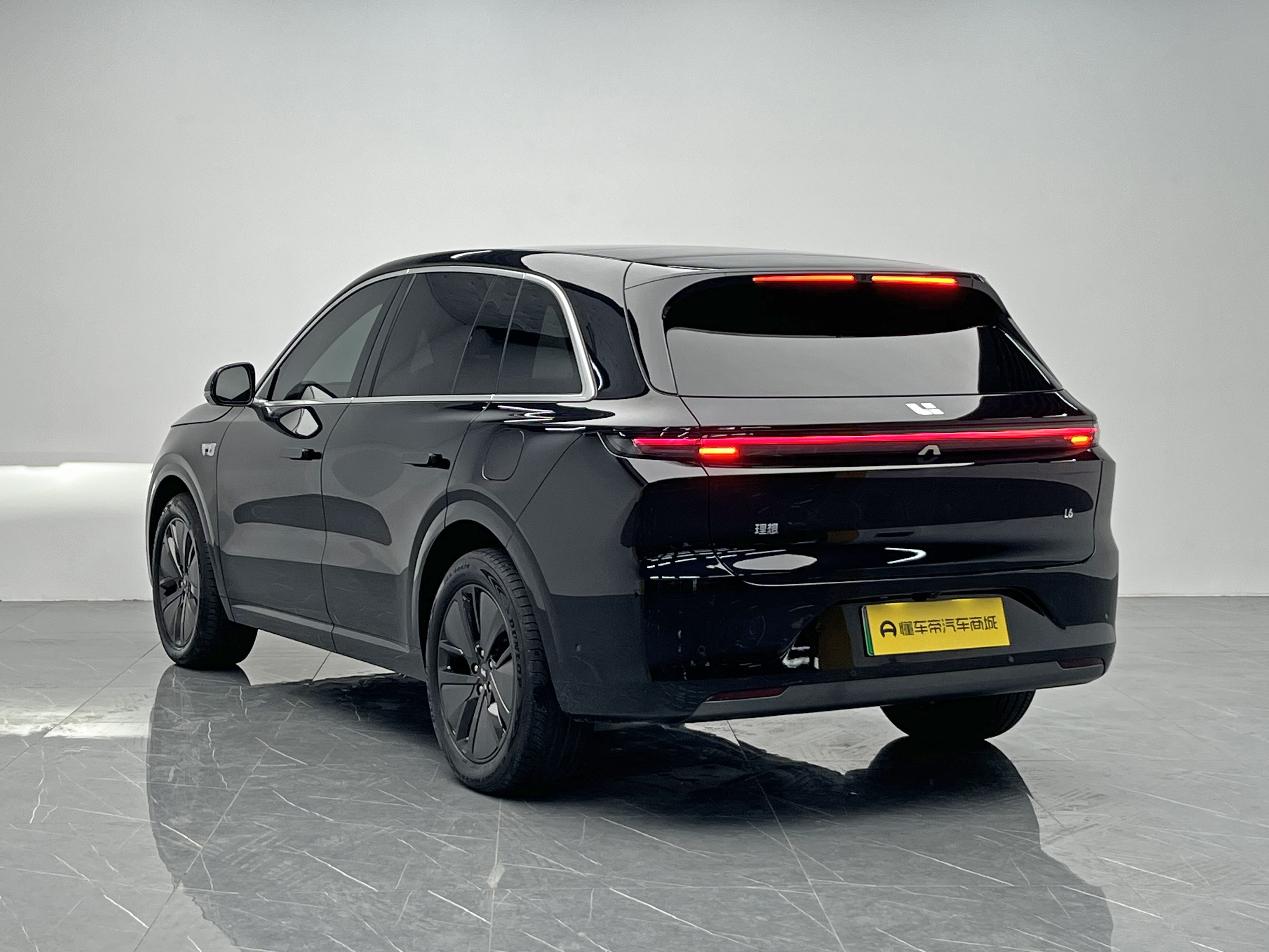 Li L6 2025 image de voiture #4