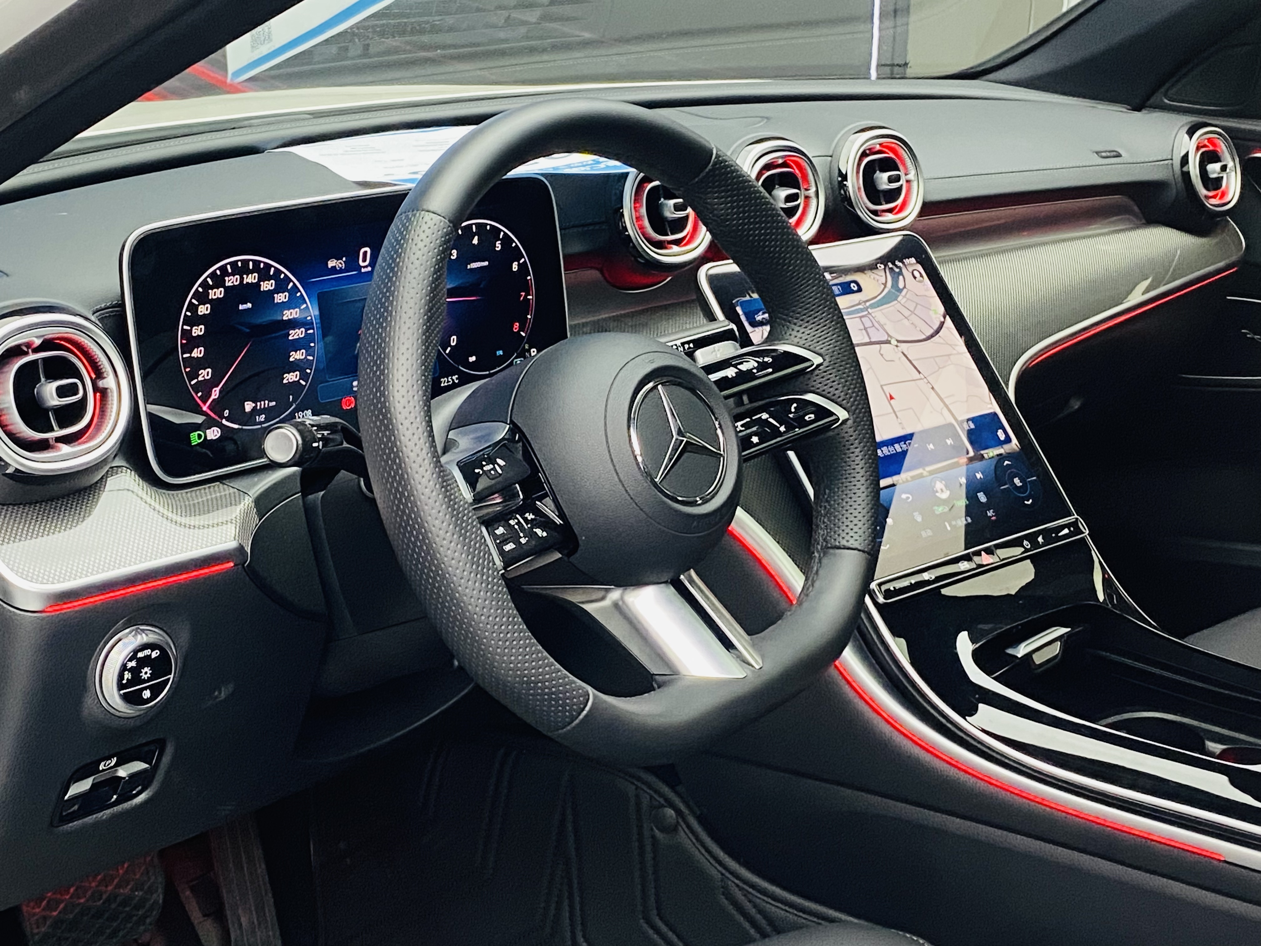 Mercedes-Benz C Class 2025 #4 Mercedes-Benz C Class 2025 car image #4