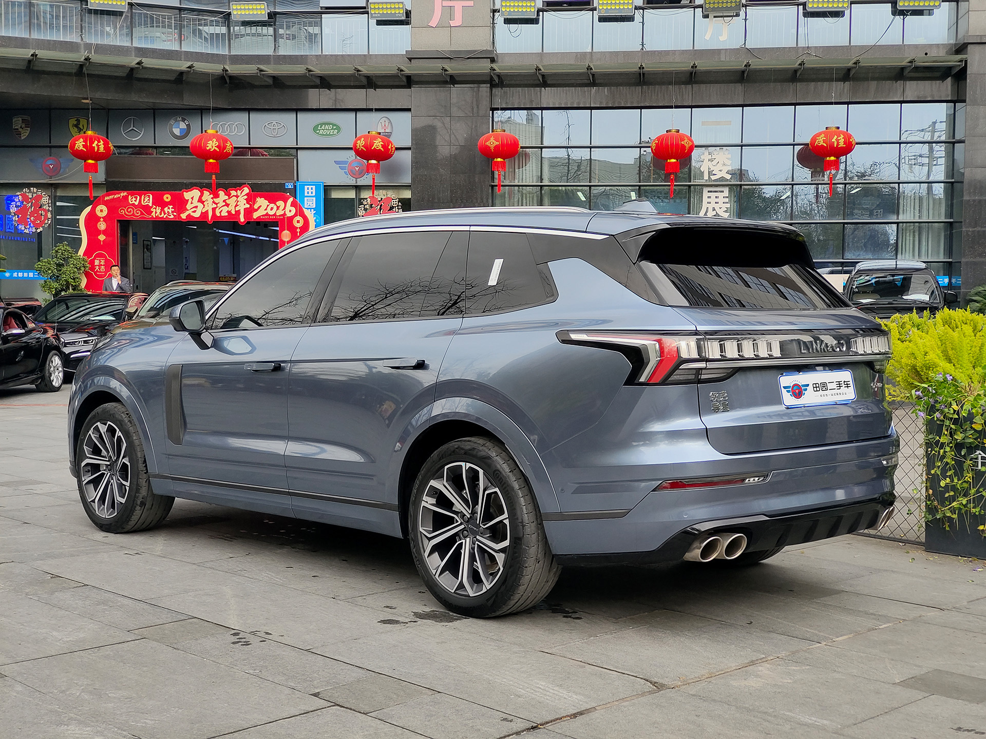 Lynk & Co 09 2024 #4 Lynk & Co 09 2024 car image #4