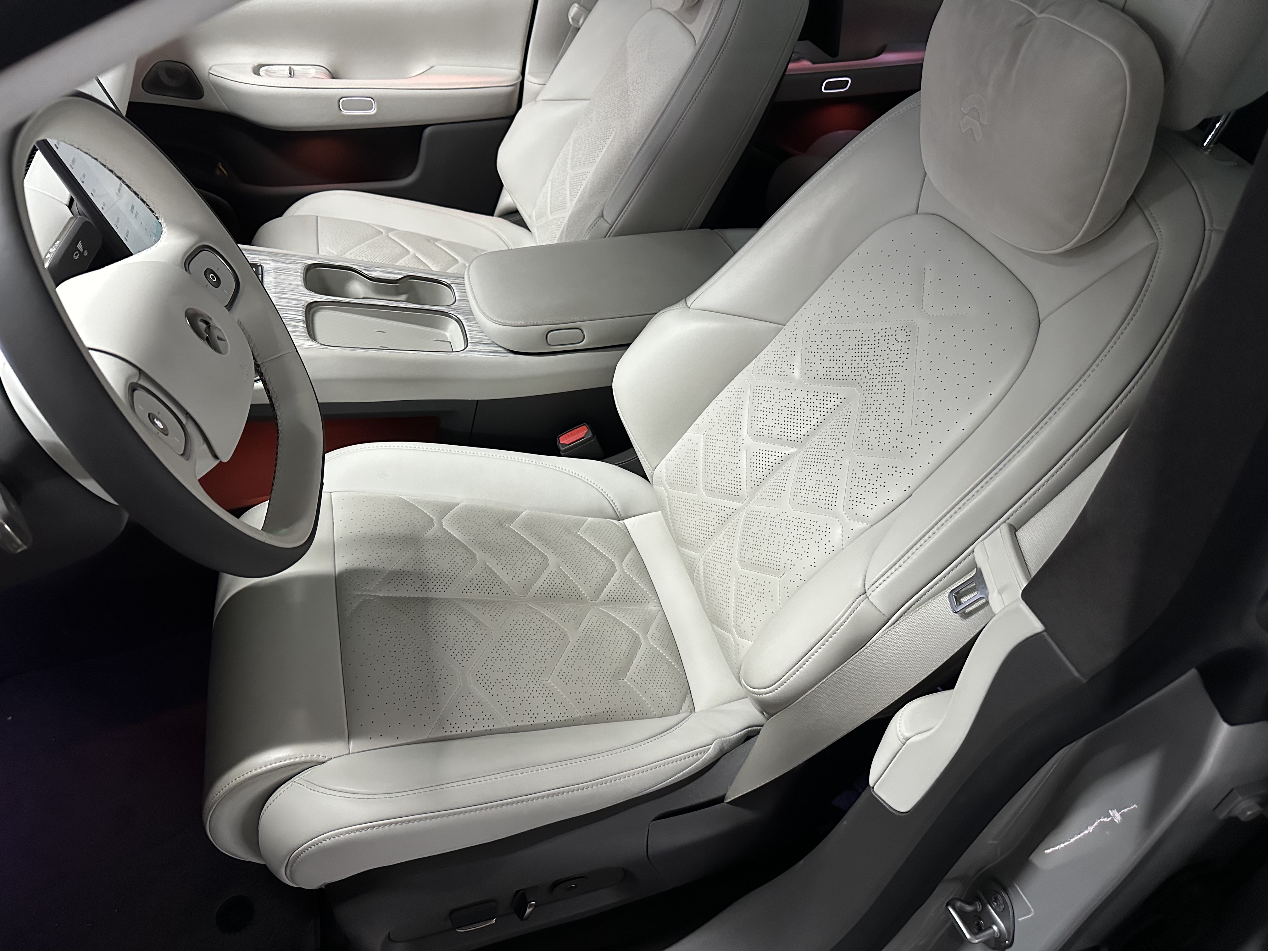 蔚来 蔚来ET7 2025 汽车图片 #4