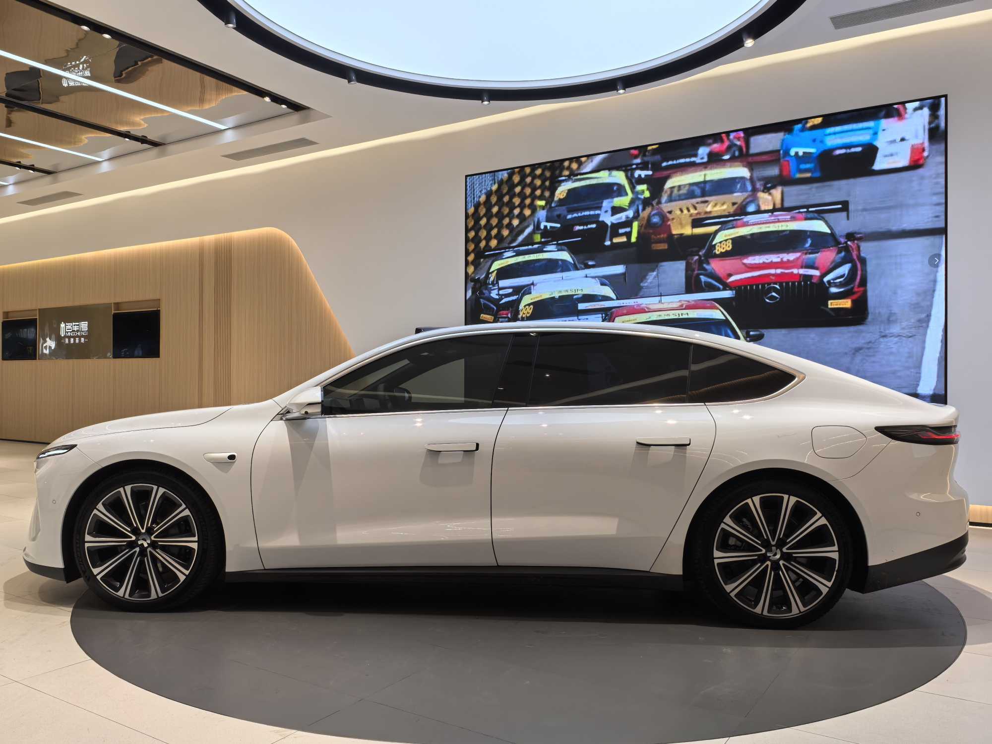 蔚来 蔚来ET7 2024 汽车图片 #4