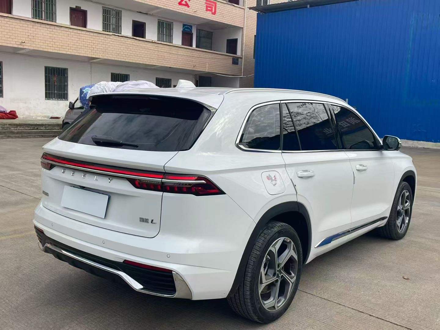 GEELY Monjaro 2025 image de voiture #4