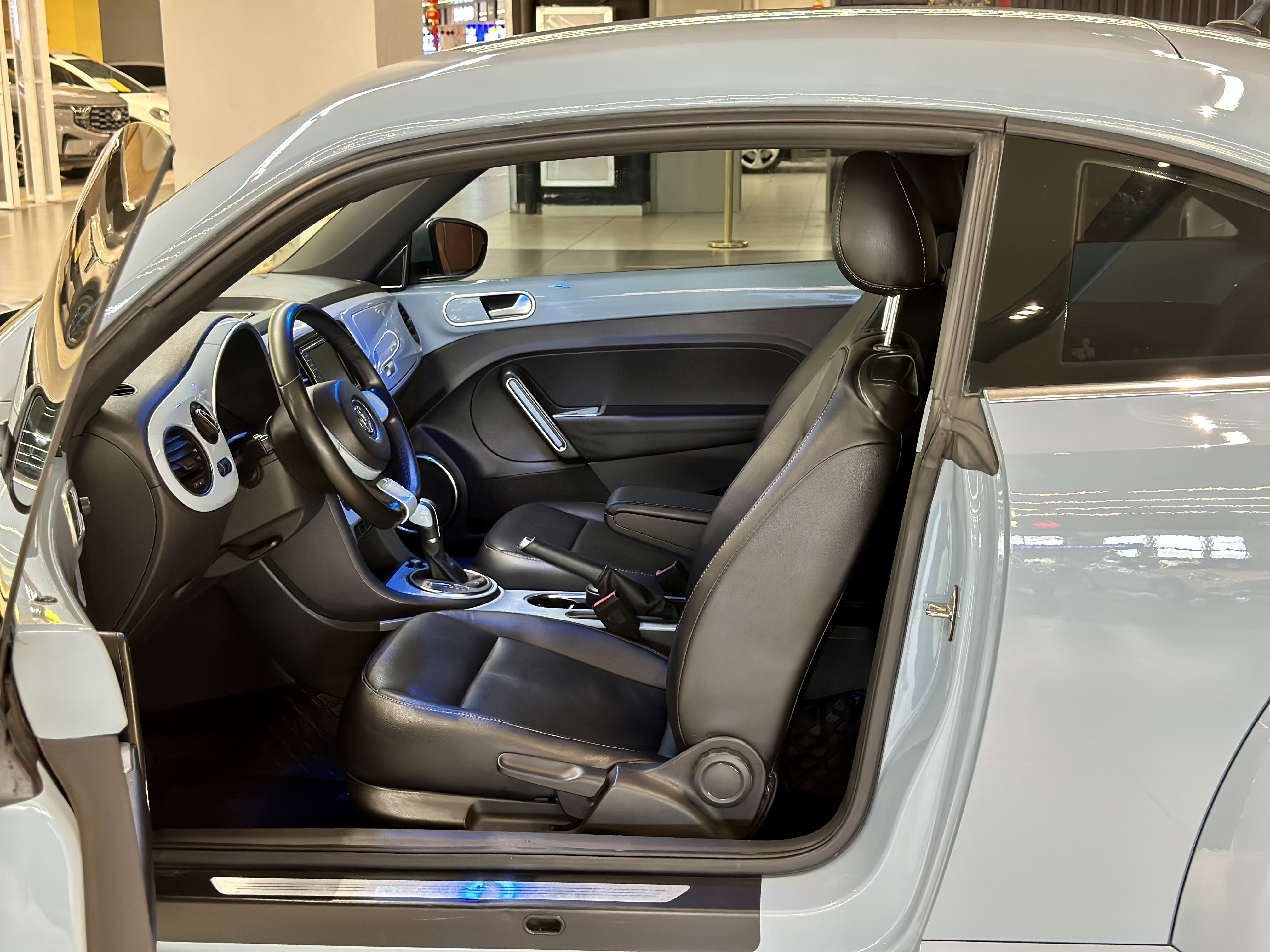 Volkswagen Beetle 2015 immagine di auto #4