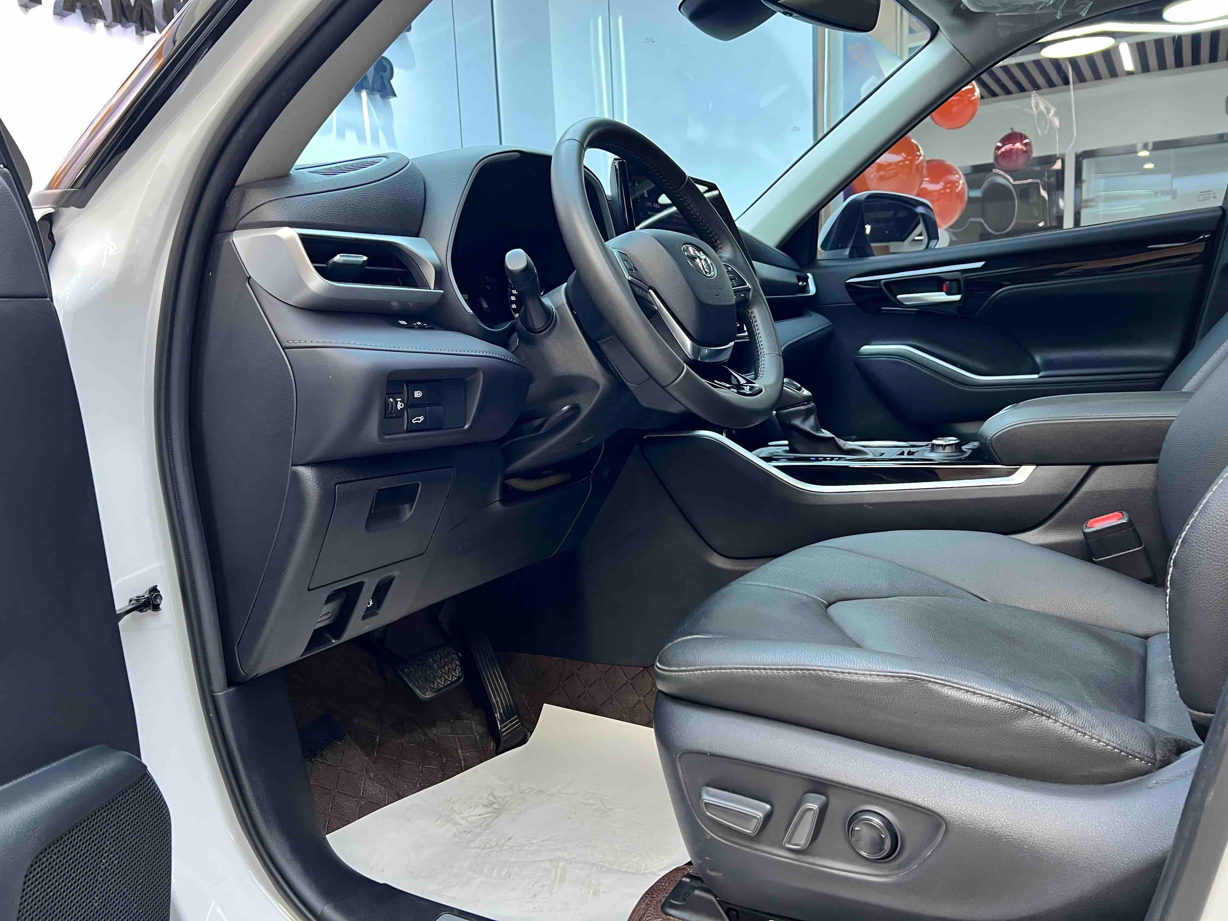 Toyota Highlander 2025 #4 Toyota Highlander 2025 imagen de coche #4