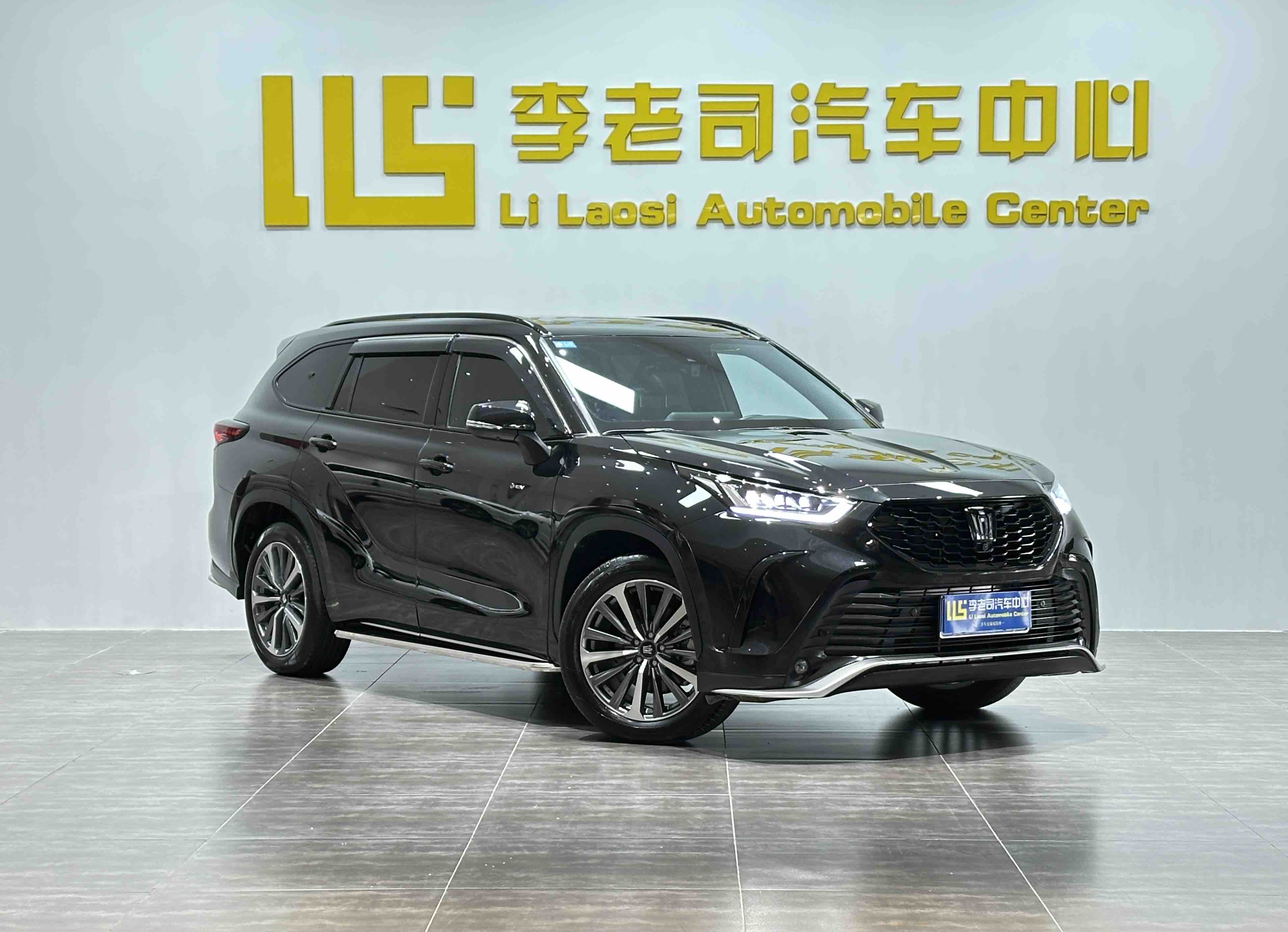 Toyota Crown Kluger 2025 #4 Toyota Crown Kluger 2025 car image #4