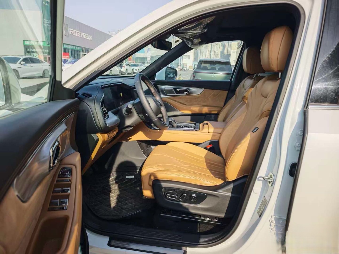 GAC Trumpchi ES9 2024 car image #4