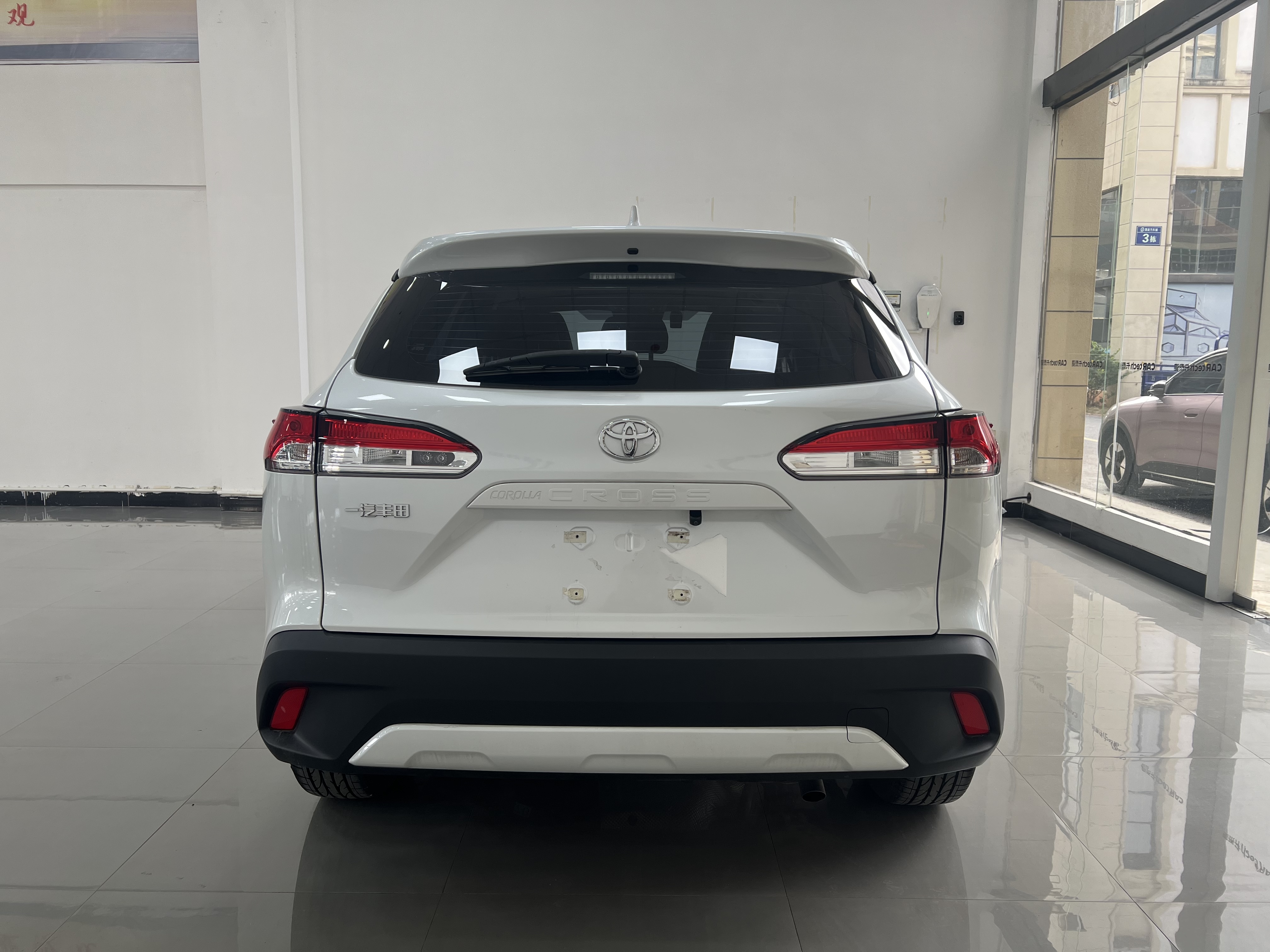 Toyota Corolla Cross 2025 immagine di auto #4