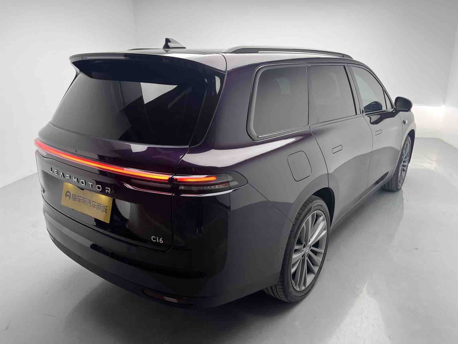 零跑汽车 零跑C16 2025 汽车图片 #4