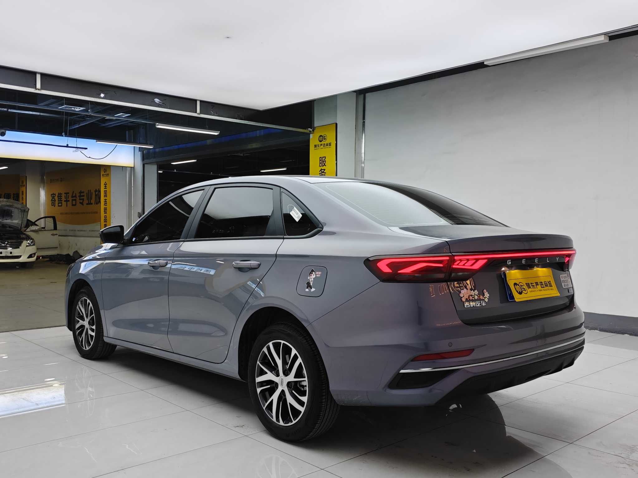 GEELY Emgrand 2025 car image #4