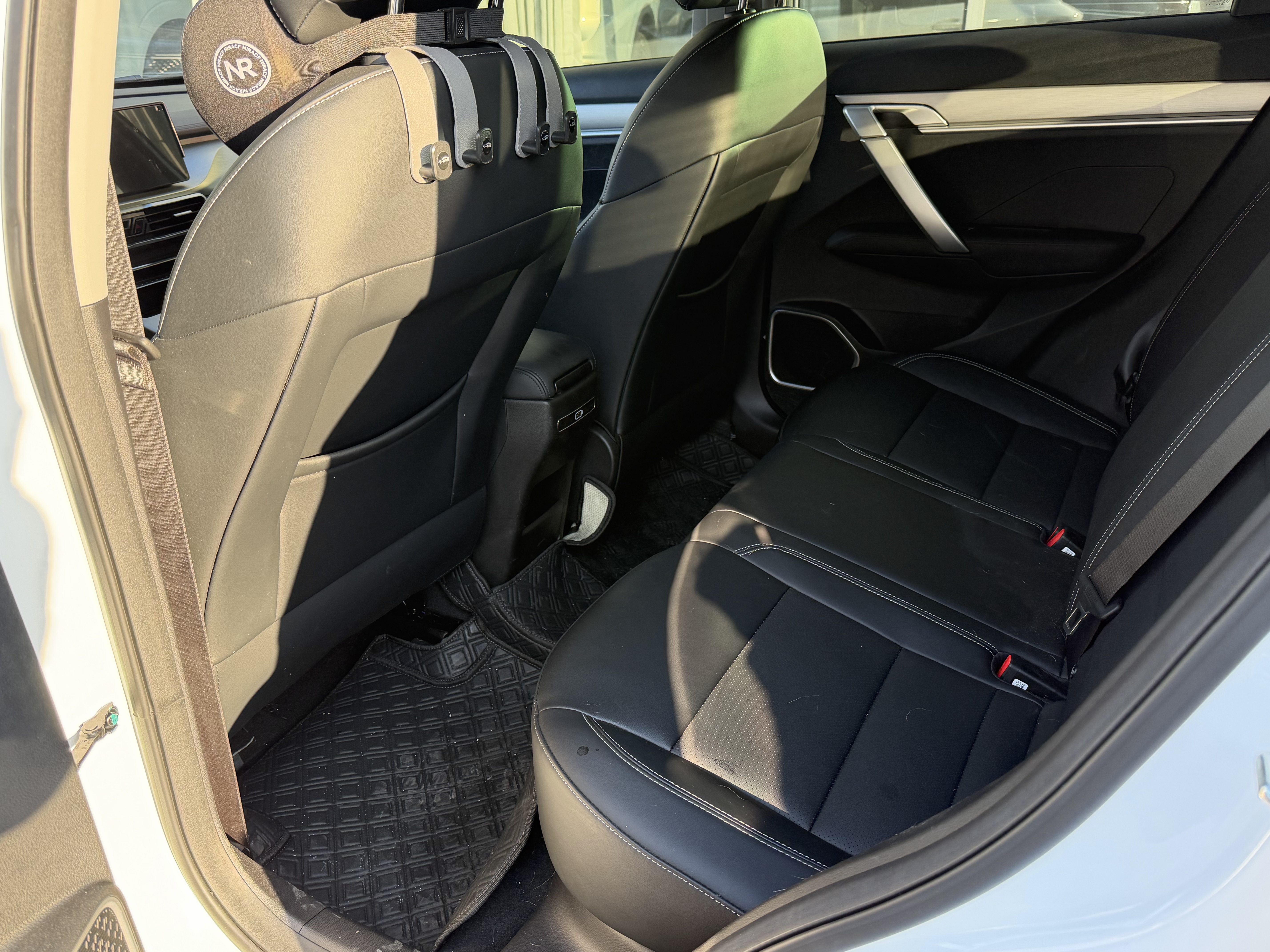 GEELY Coolray 2025 car image #4