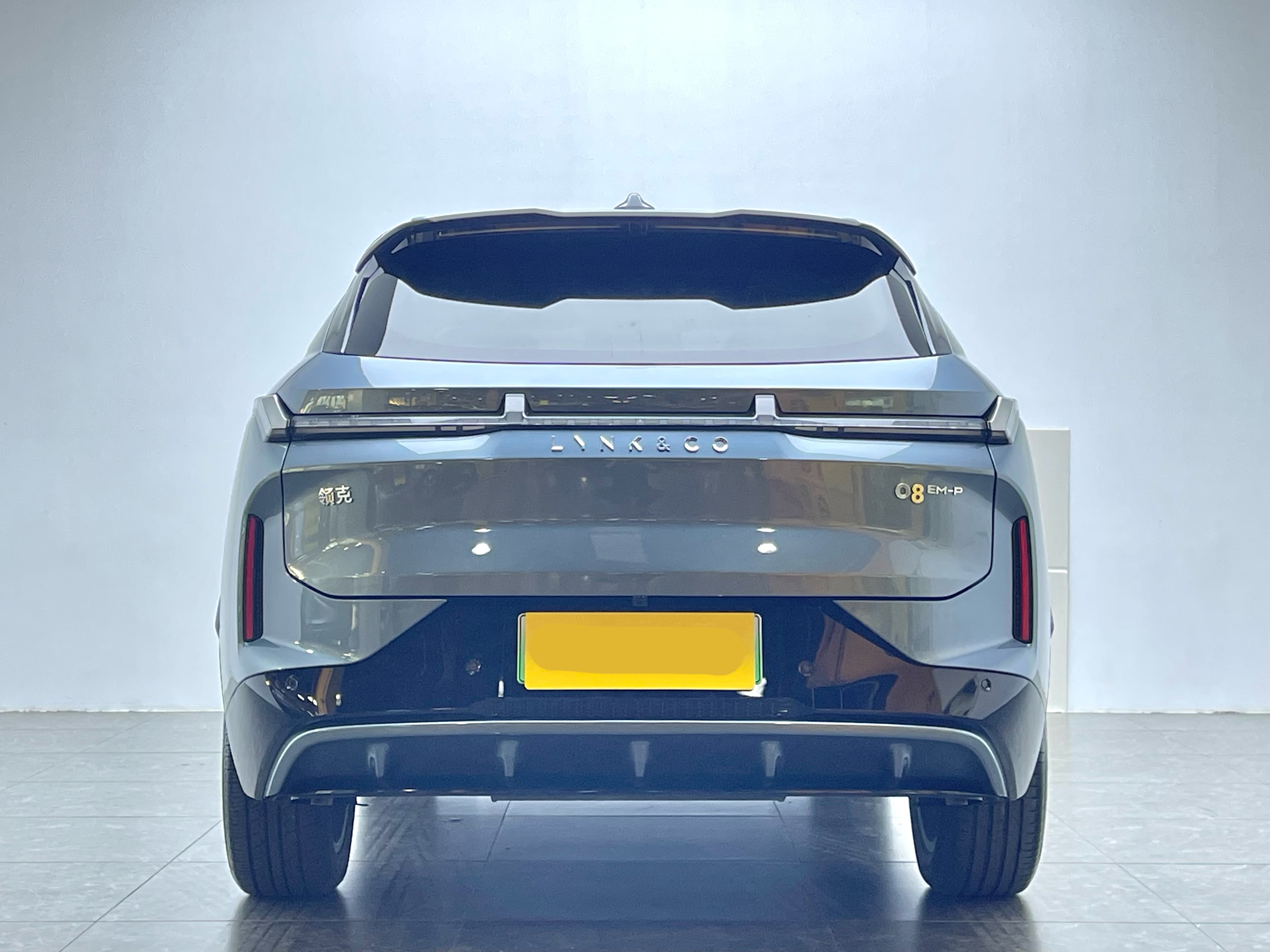 Lynk & Co 08 EM-P 2024 #4 Lynk & Co 08 EM-P 2024 car image #4