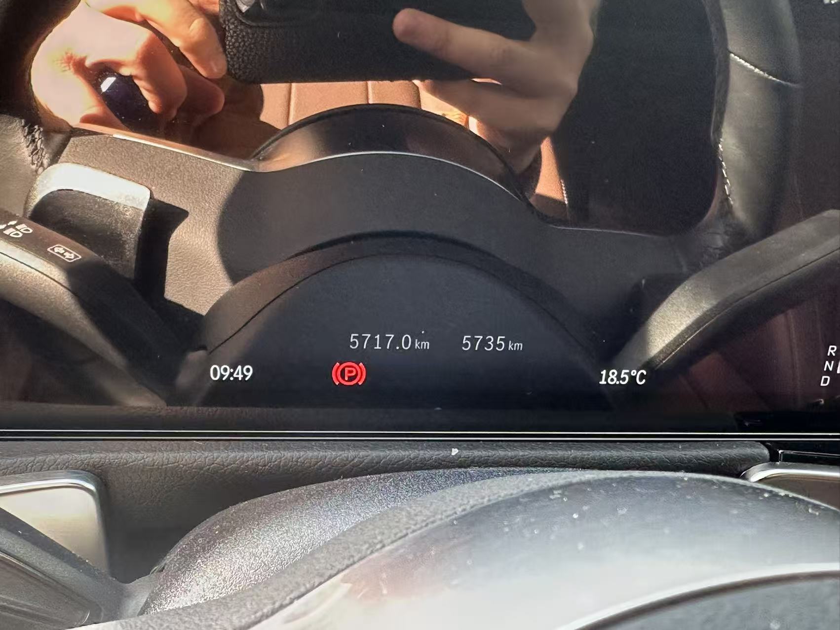 Mercedes-Benz EQB Class 2025 #4 Mercedes-Benz EQB Class 2025 car image #4