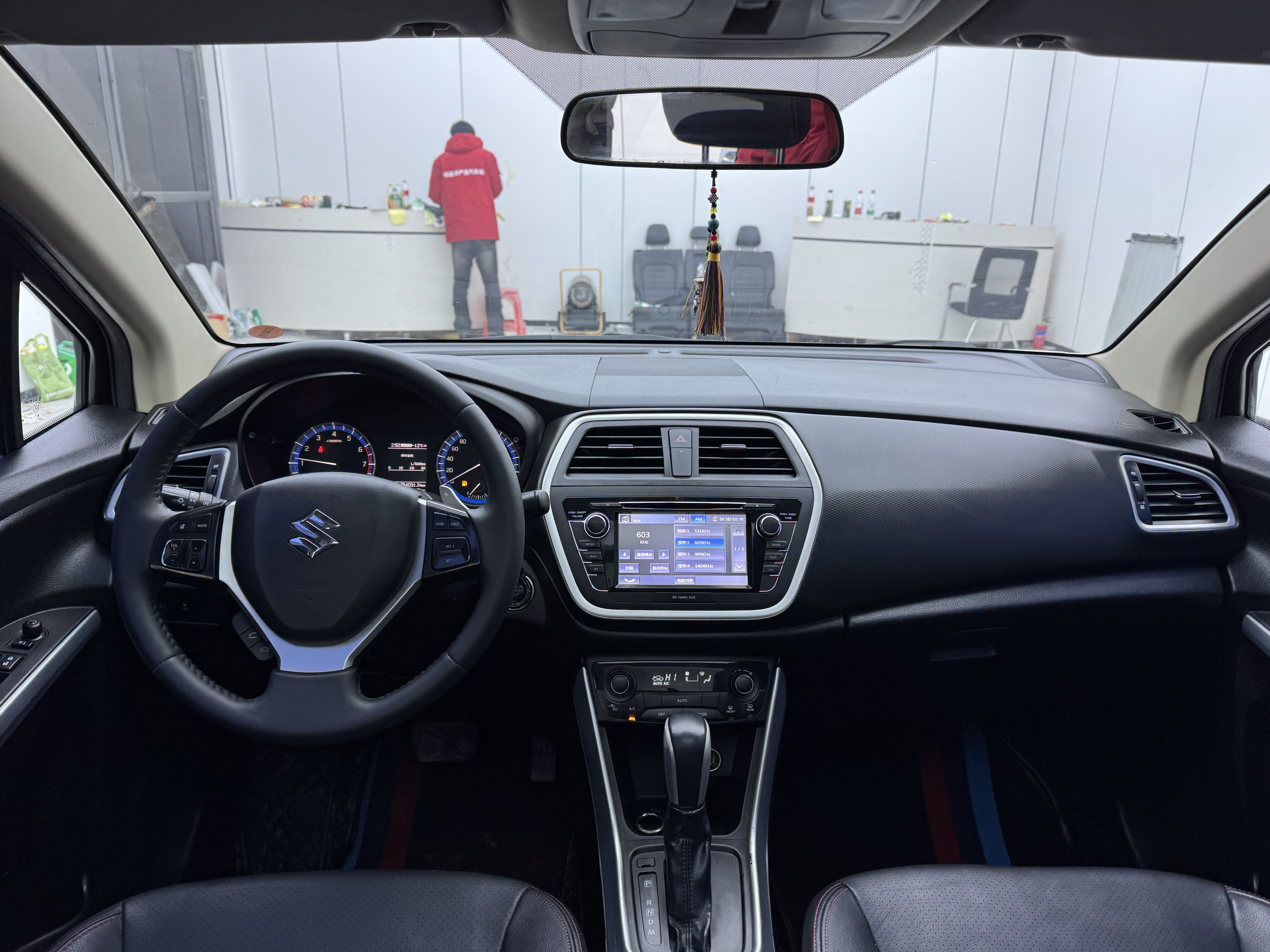 Suzuki S-Cross 2016 صورة سيارة #4