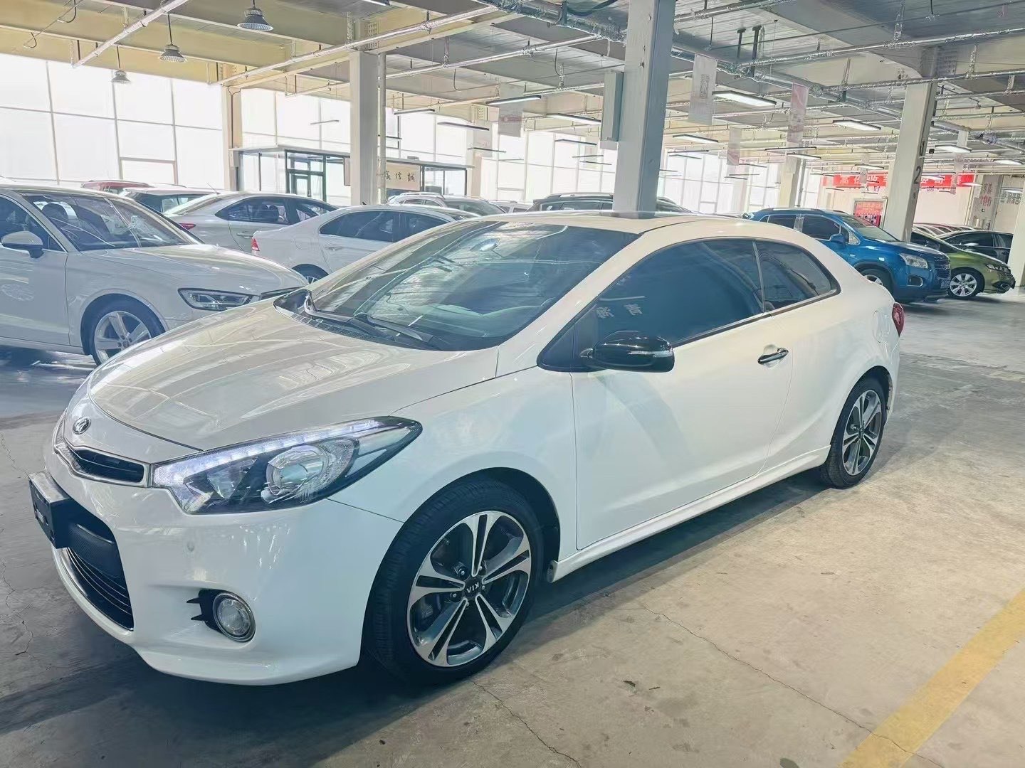 起亚 速迈 2016 汽车图片 #4