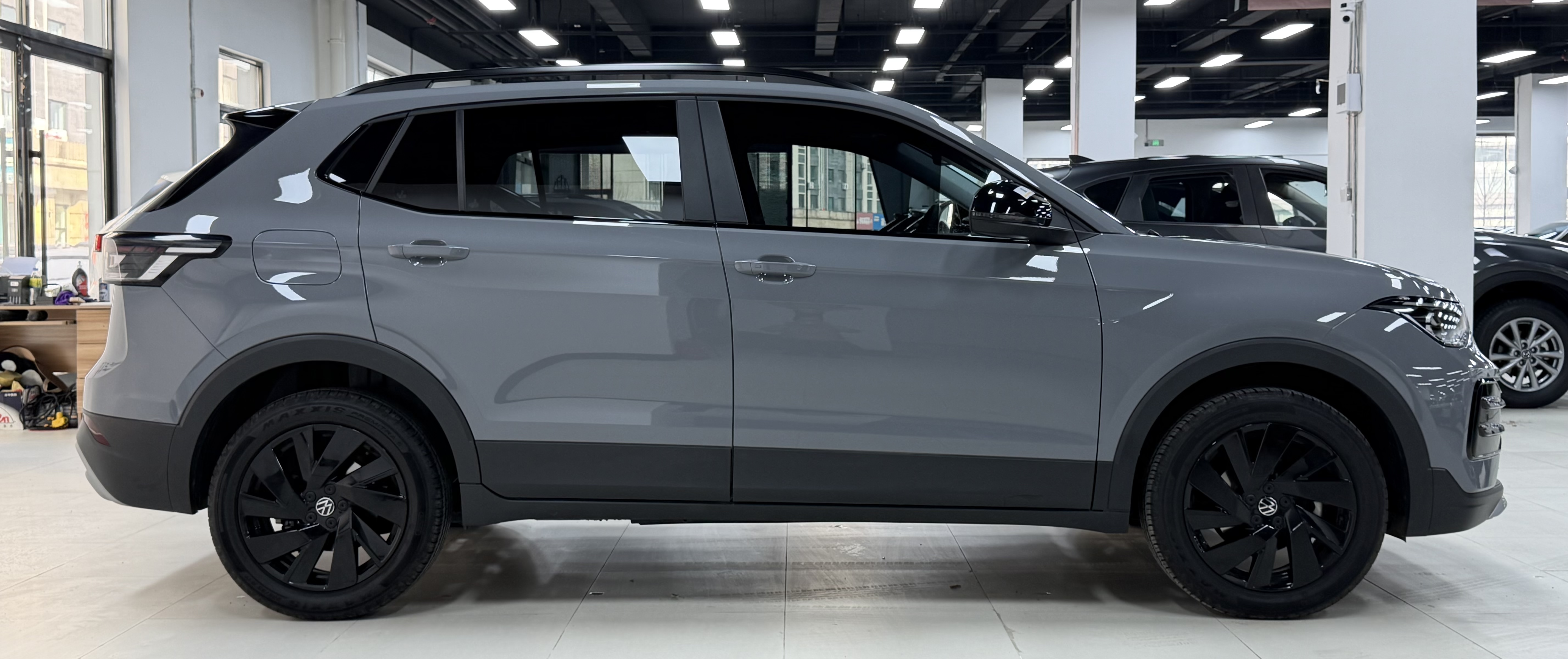 Volkswagen Tharu 2025 car image #4