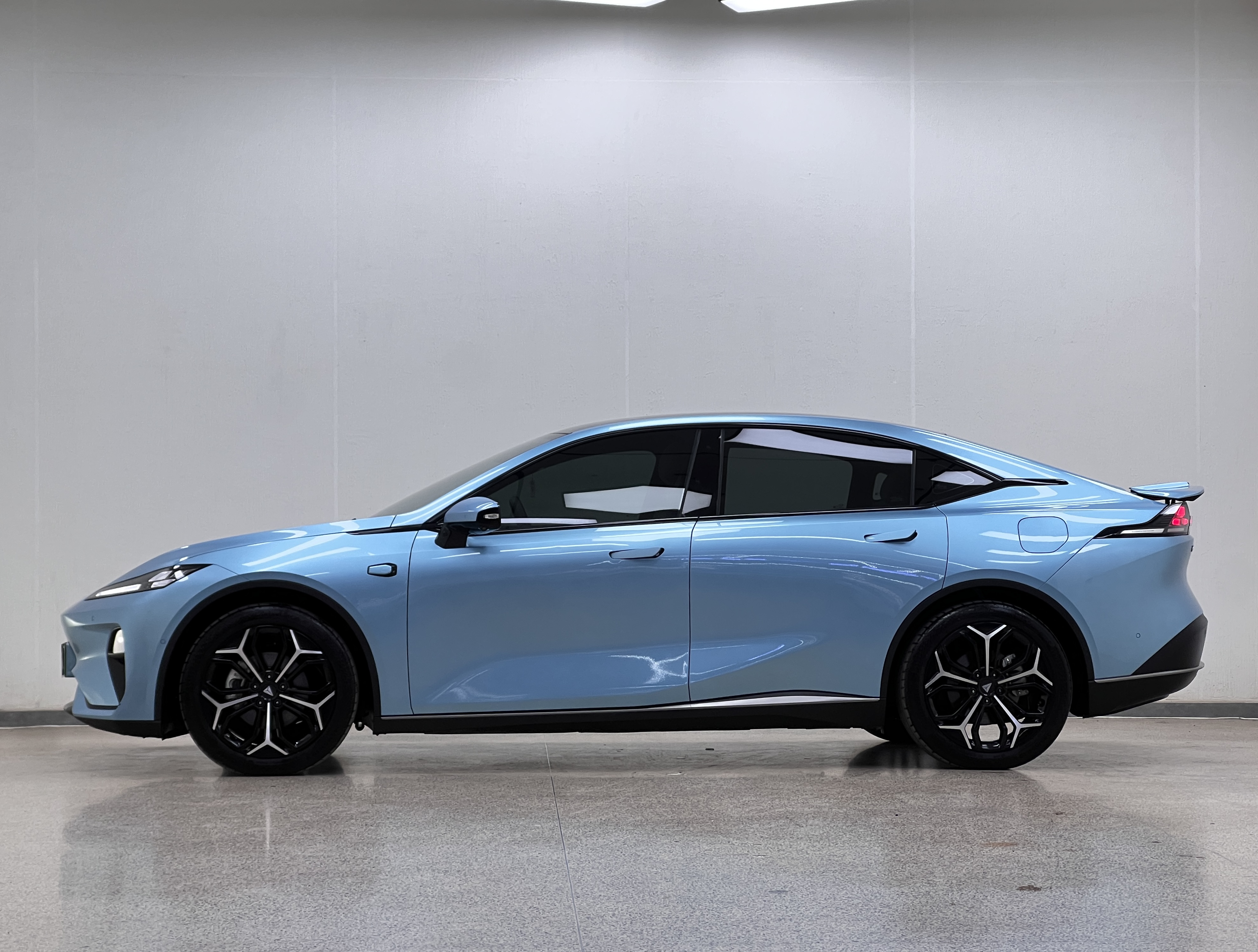 Deepal L07 2024 изображение автомобиля #4