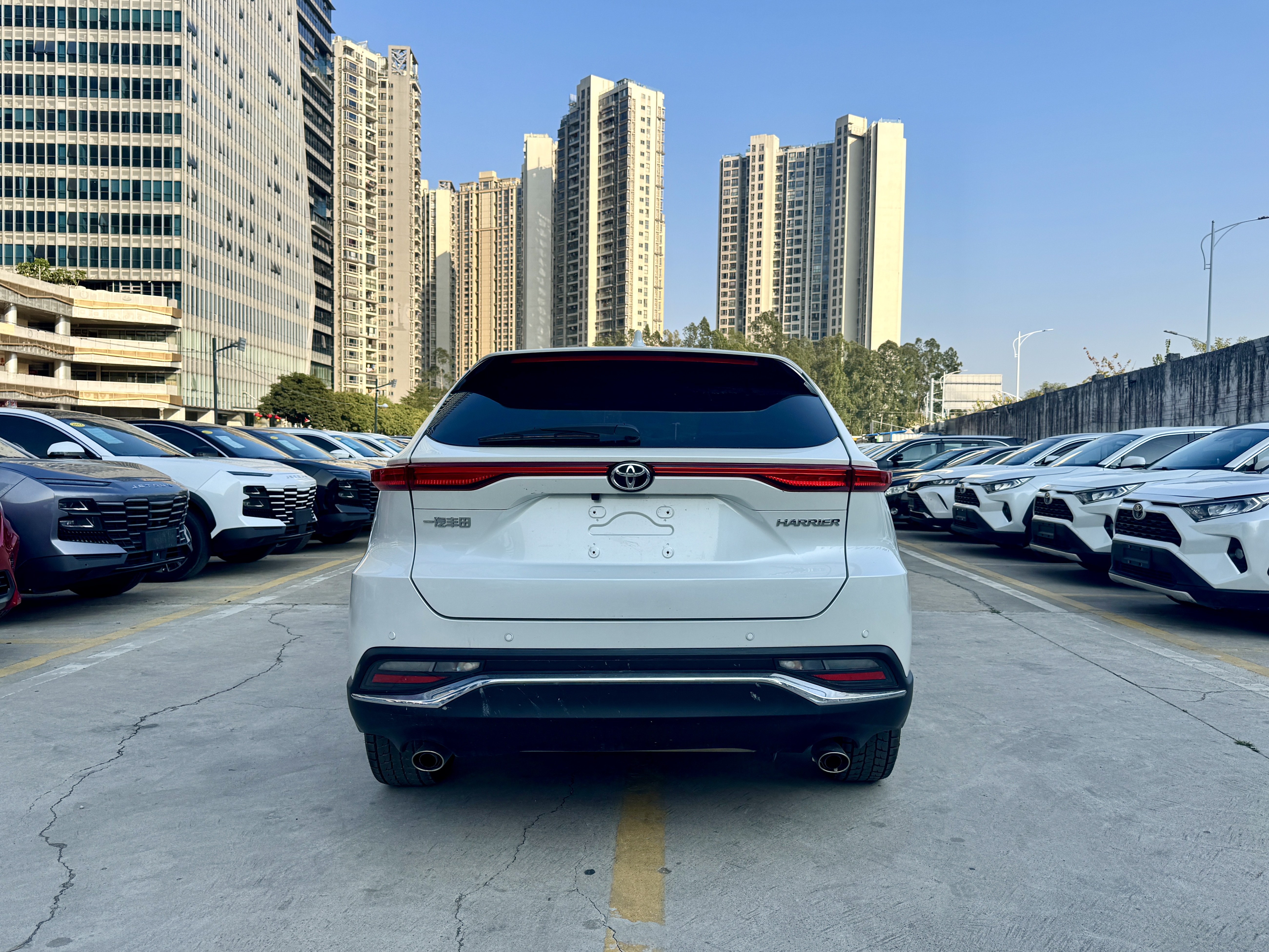 Toyota Harrier 2024 immagine di auto #4