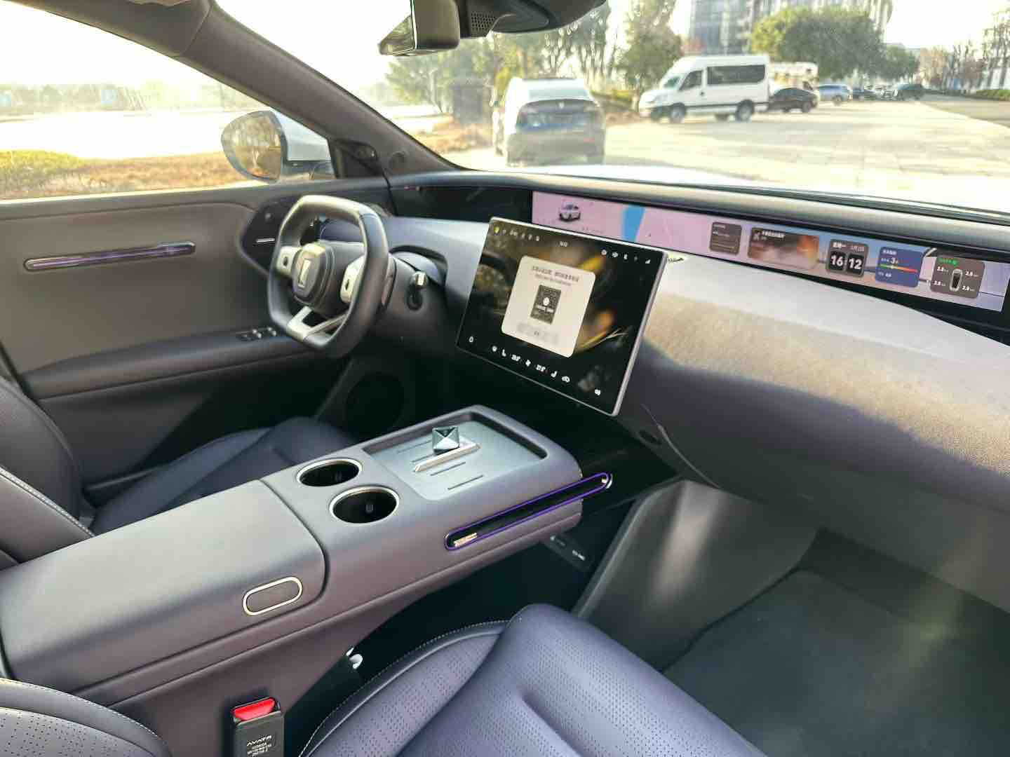 Avatr 07 2025 car image #4