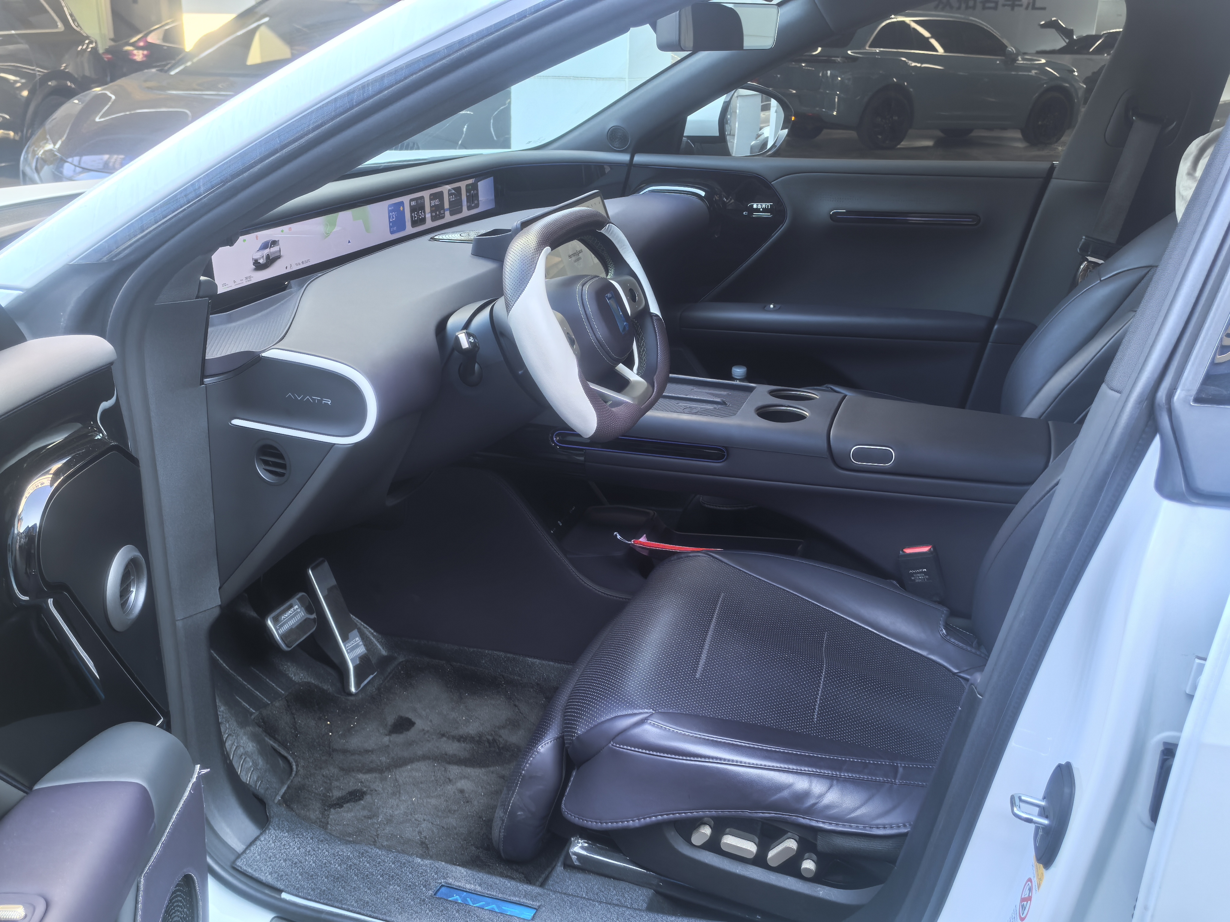 Avatr 07 2025 car image #4