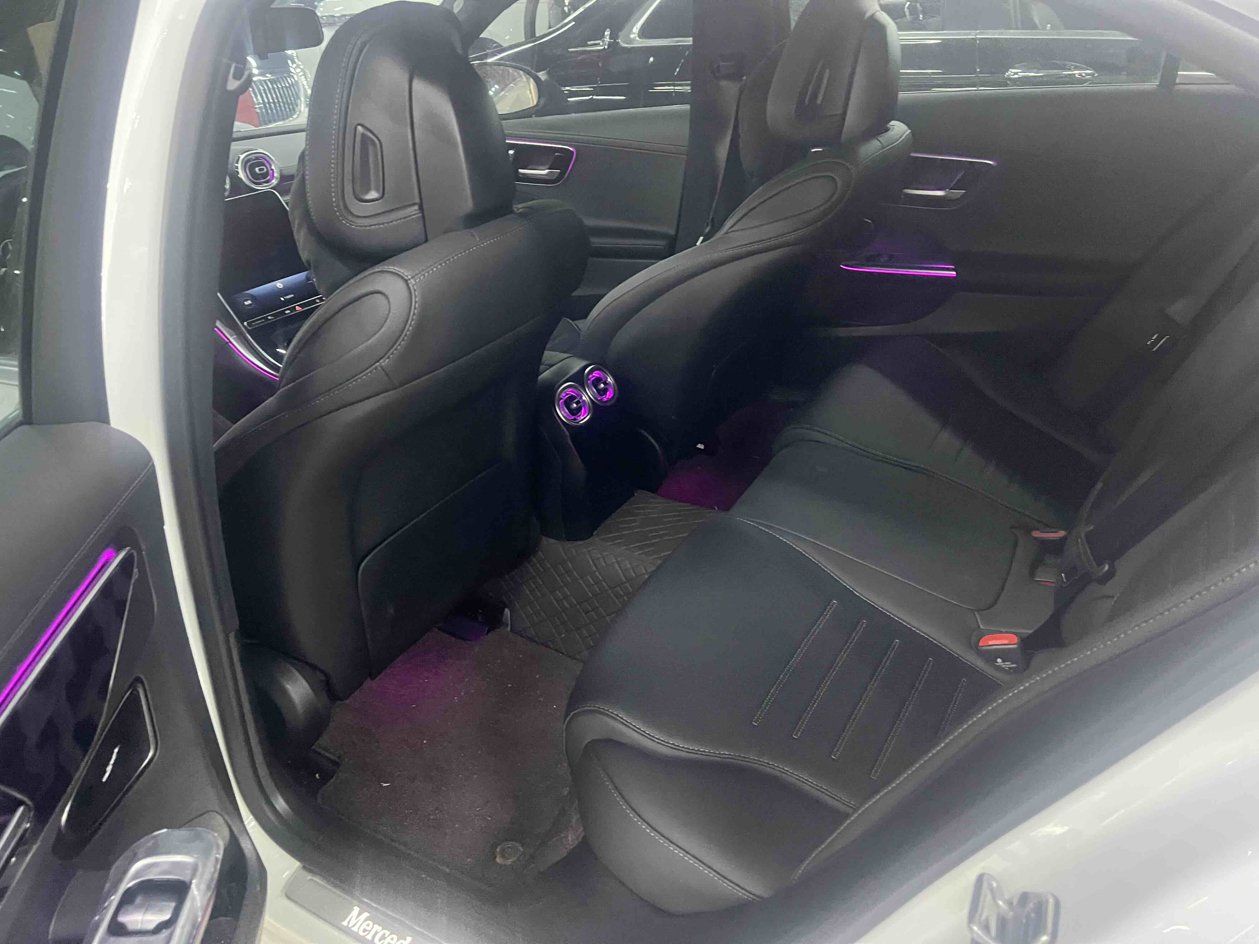 Mercedes-Benz C Class 2025 #4 Mercedes-Benz C Class 2025 immagine di auto #4