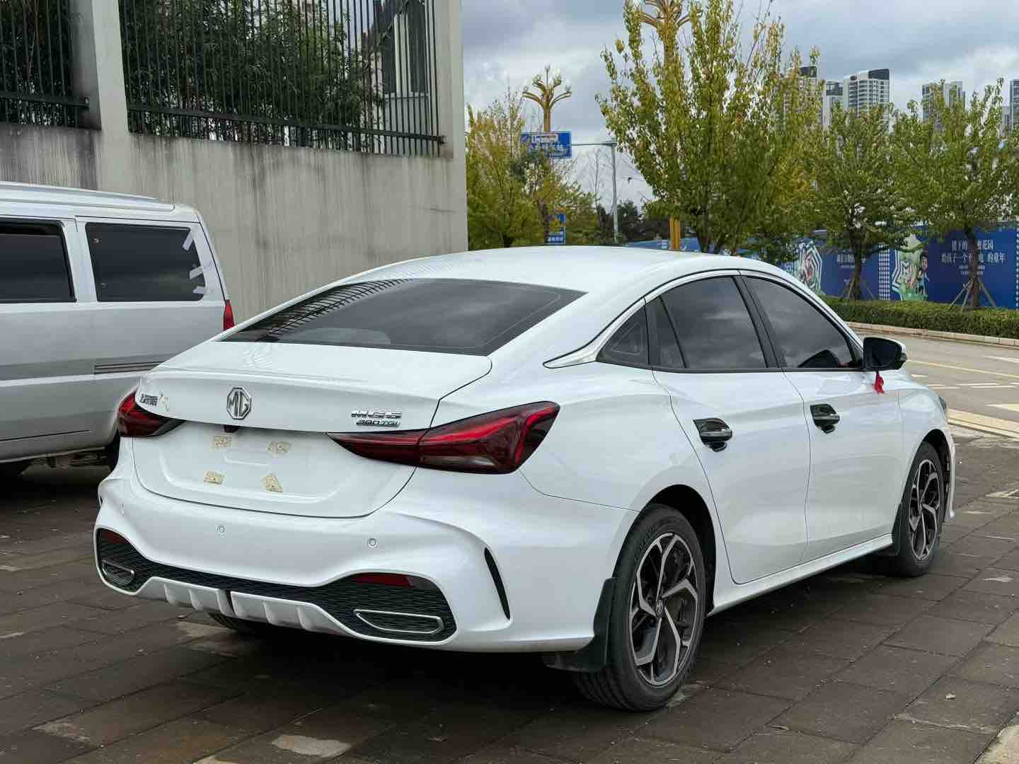 2024 car image #4