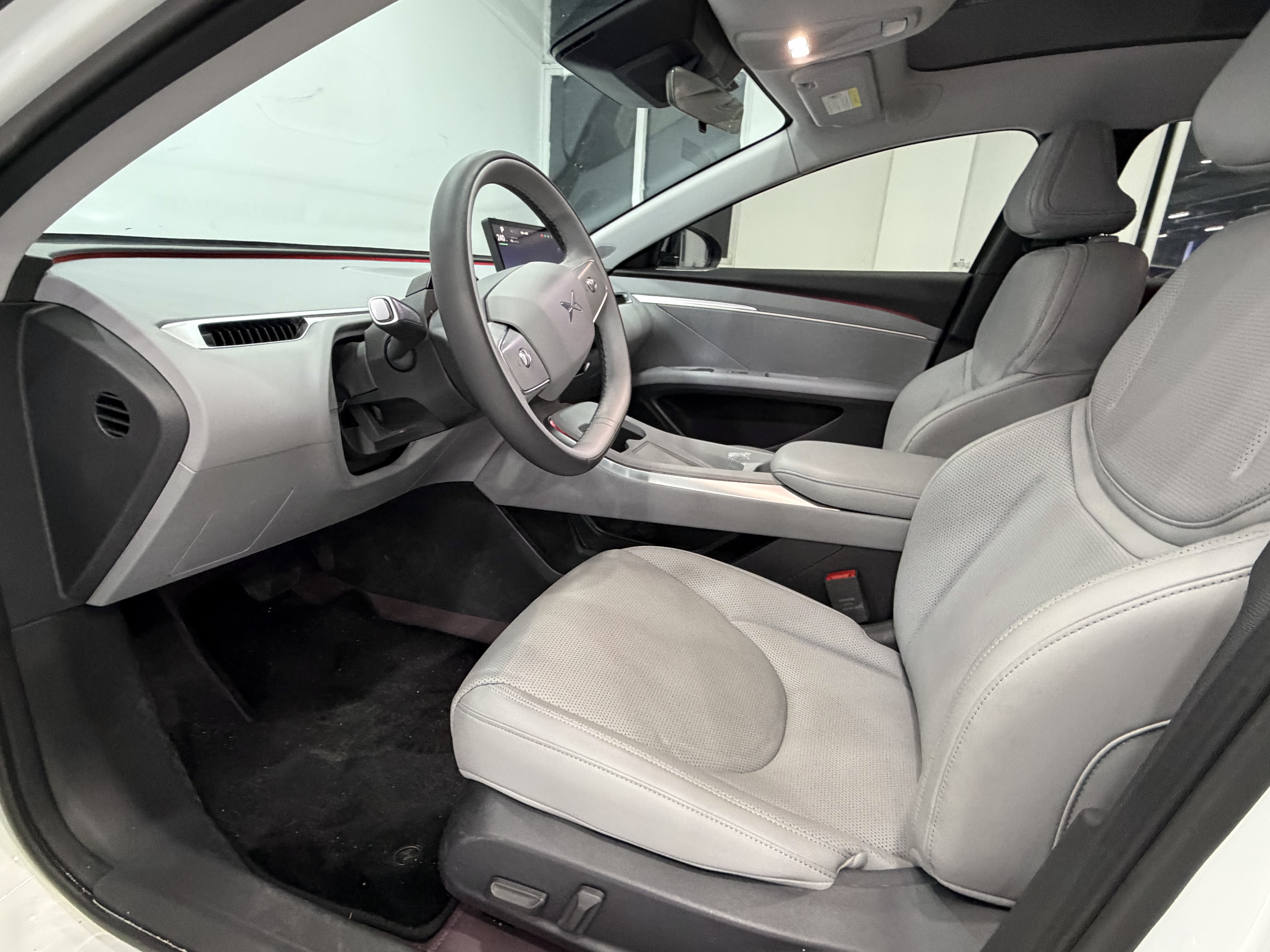 Xpeng MONA M03 2025 imagem de carro #4