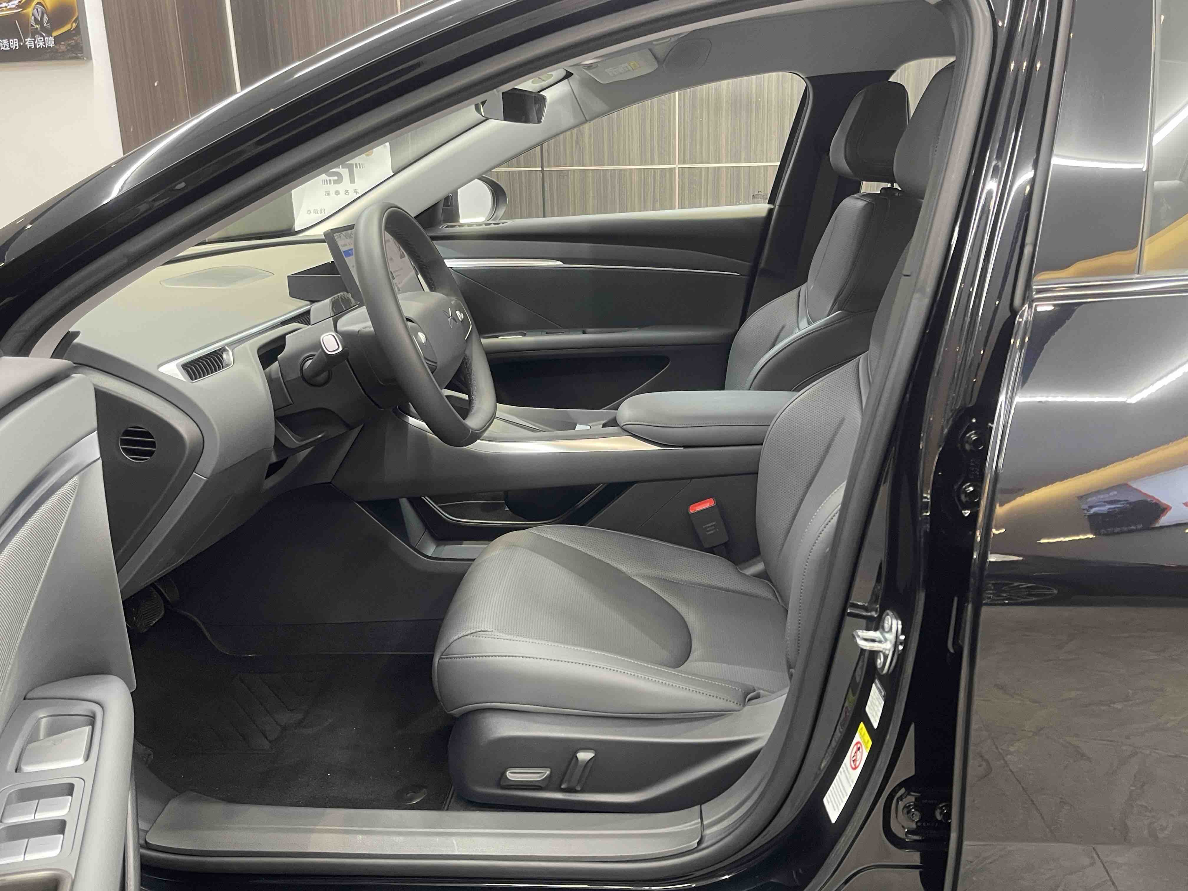 Xpeng MONA M03 2025 car image #4