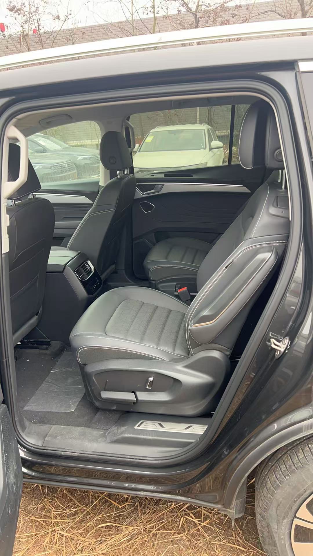 Volkswagen Talagon 2025 #4 Volkswagen Talagon 2025 immagine di auto #4