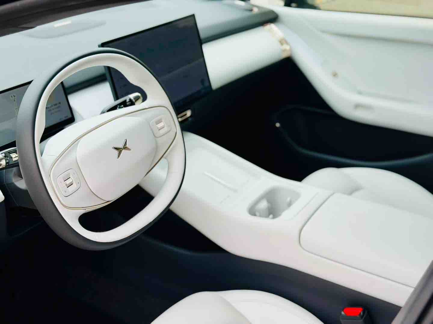 Xpeng P7+ 2024 immagine di auto #4