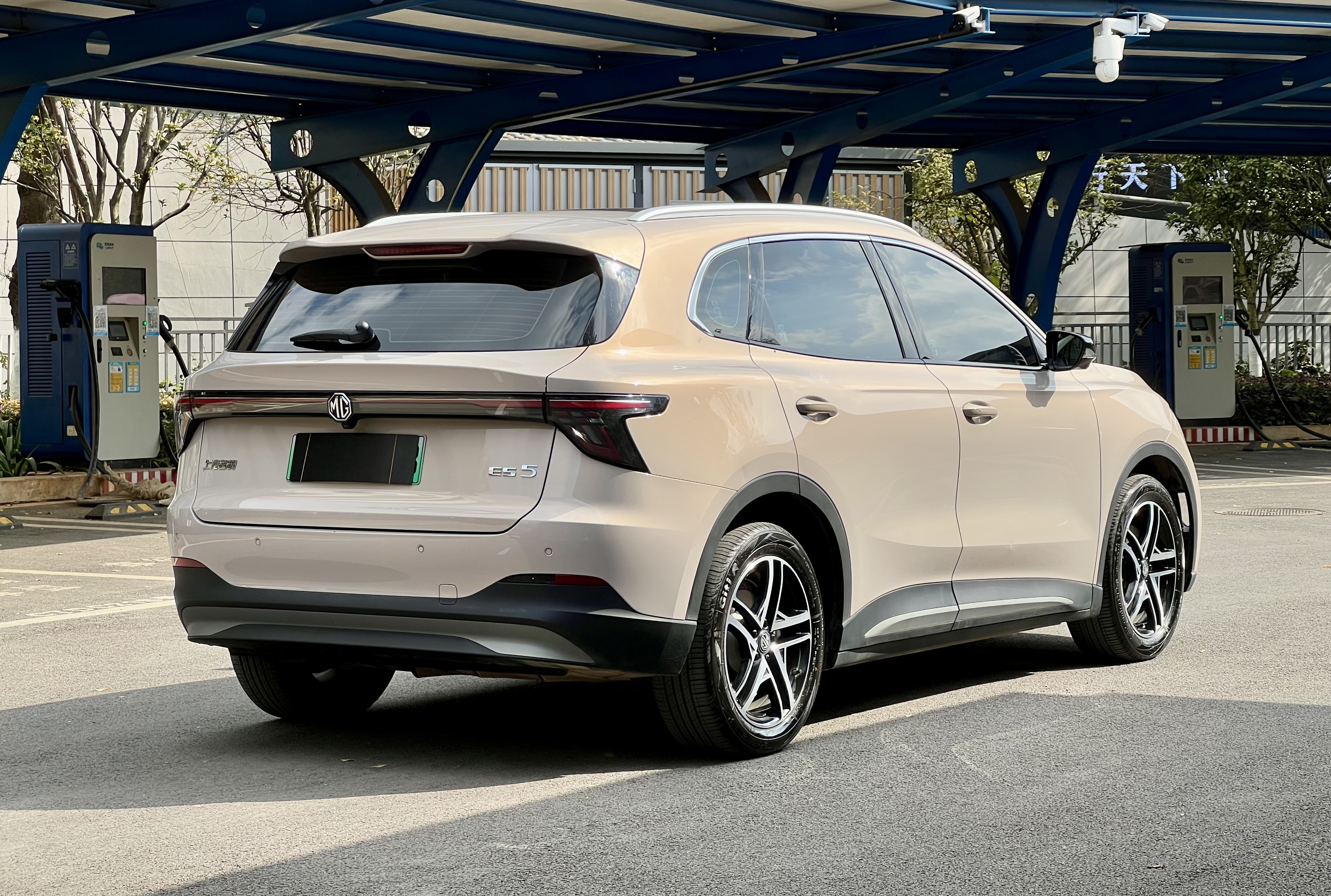 MG ES5 2024 #4 MG ES5 2024 car image #4