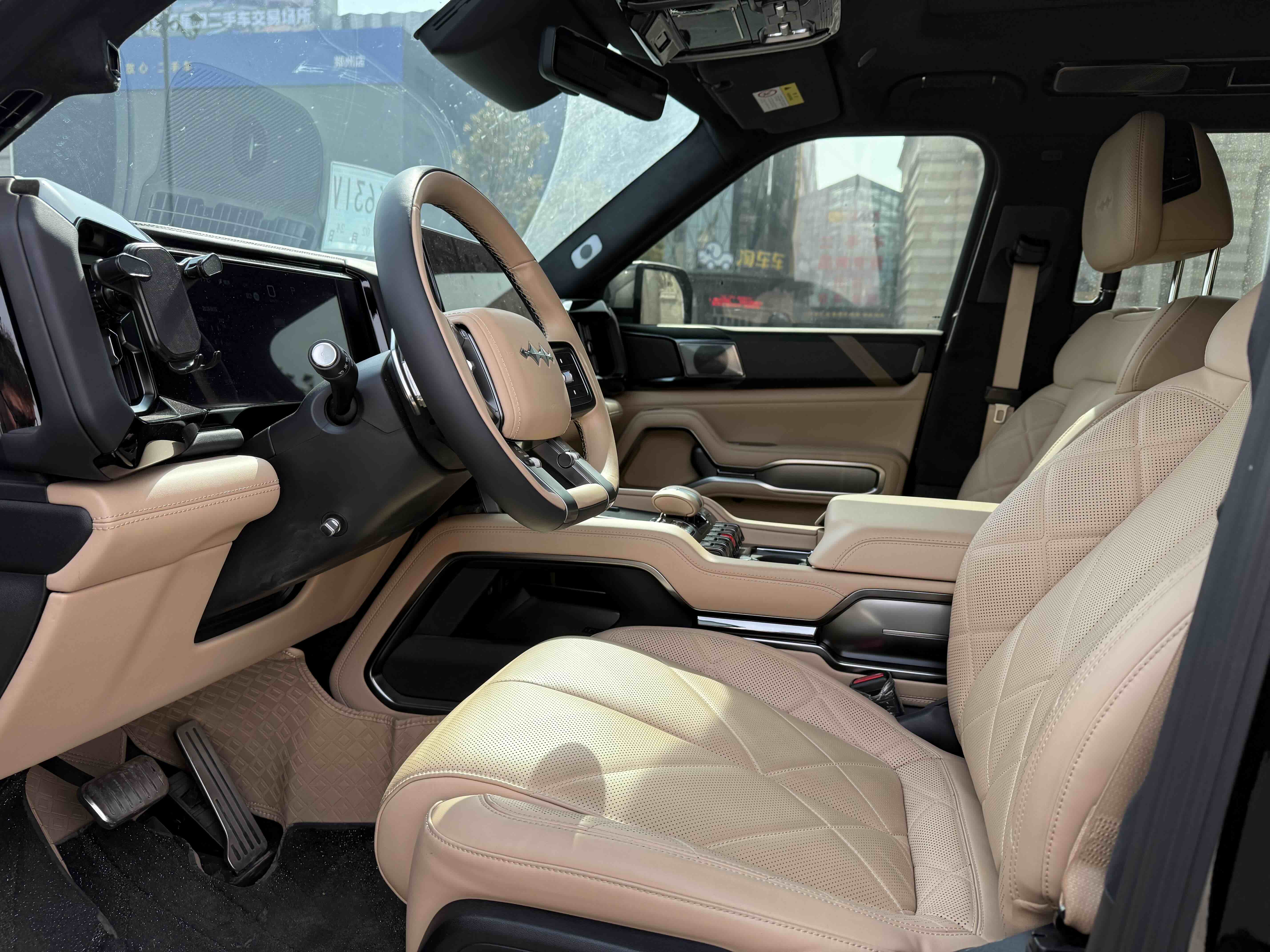 FangChengBao Leopard 8 2025 immagine di auto #4