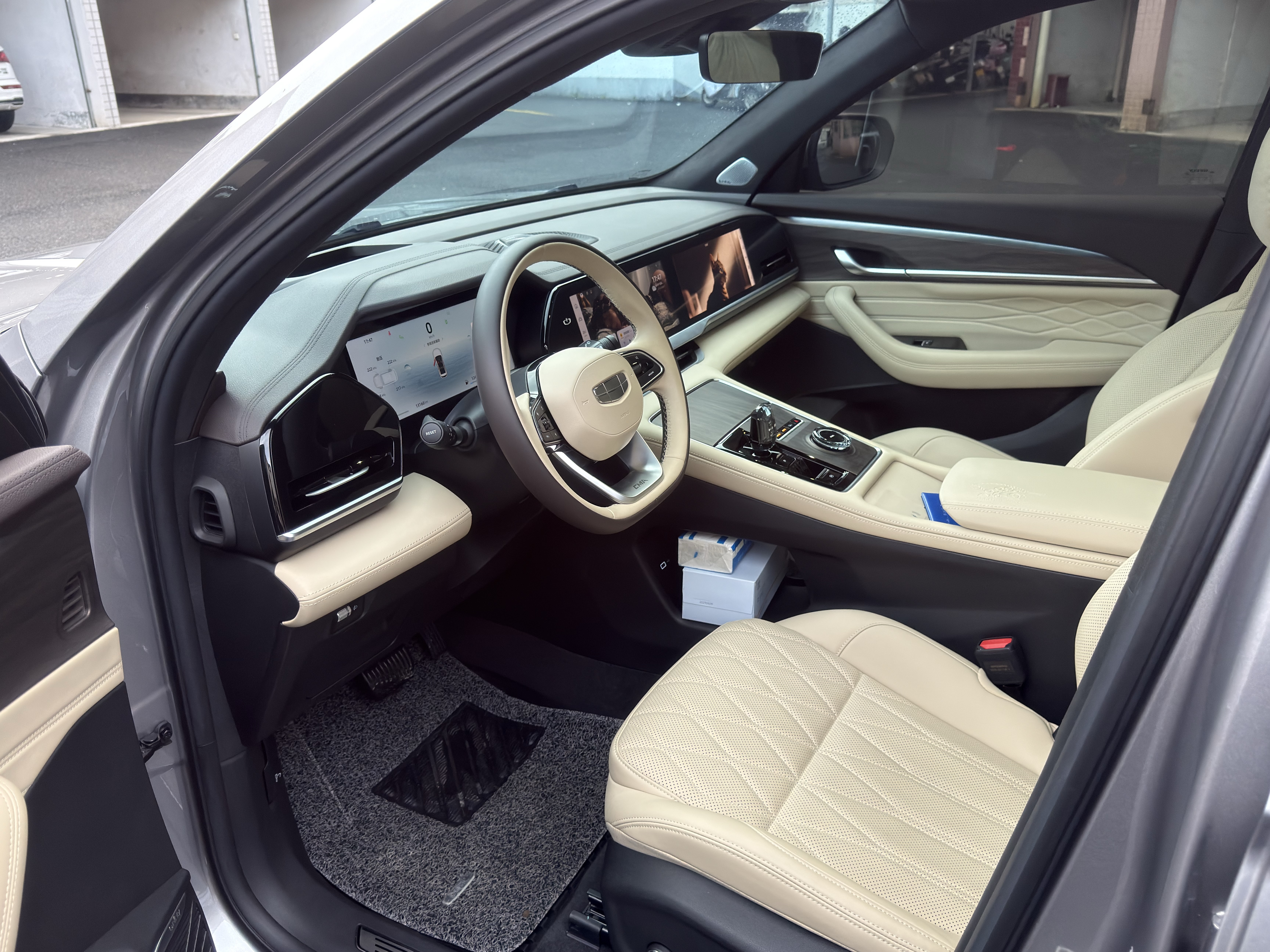 GEELY Monjaro 2025 #4 GEELY Monjaro 2025 imagem de carro #4