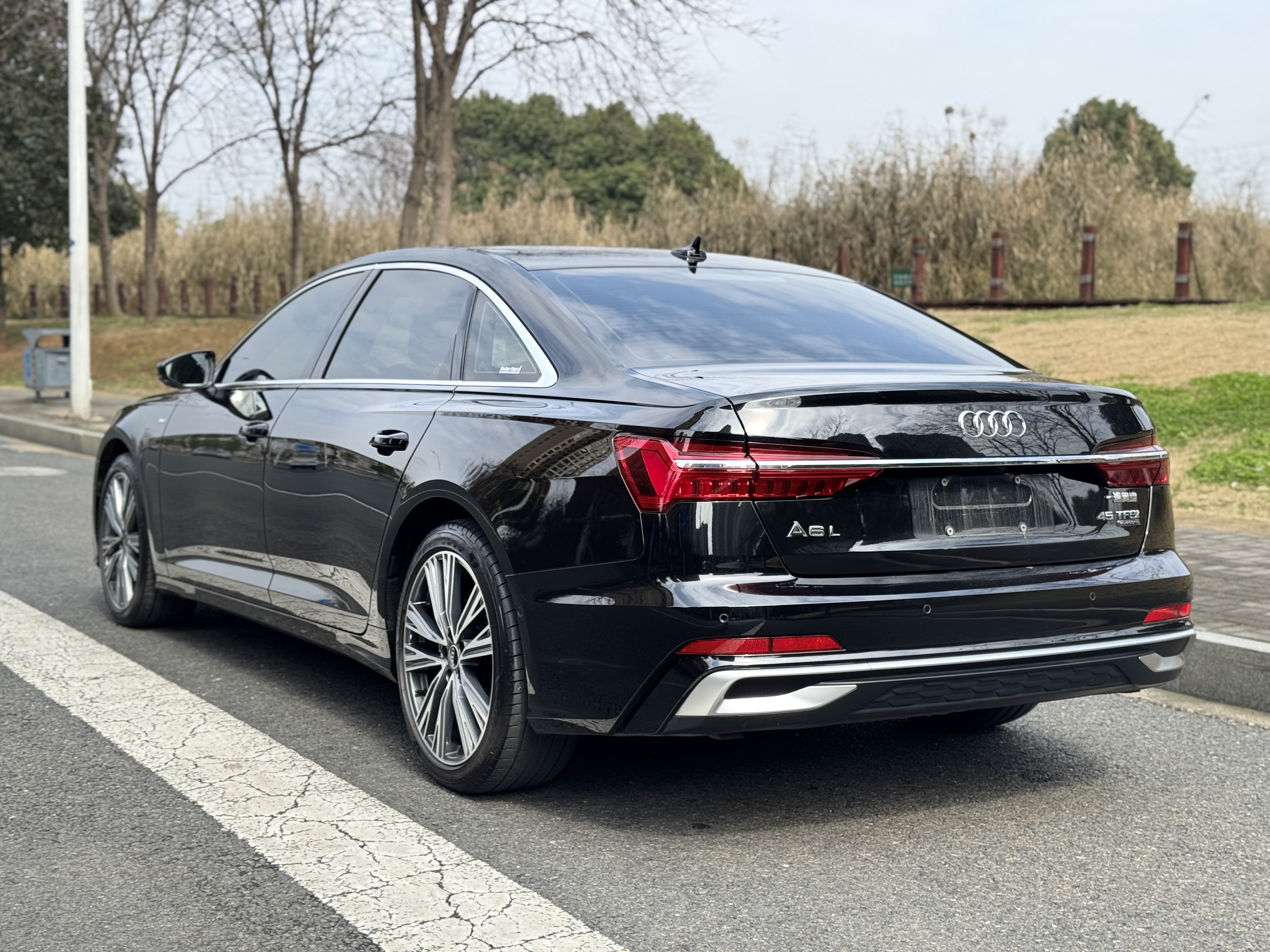Audi A6L 2025 car image #4