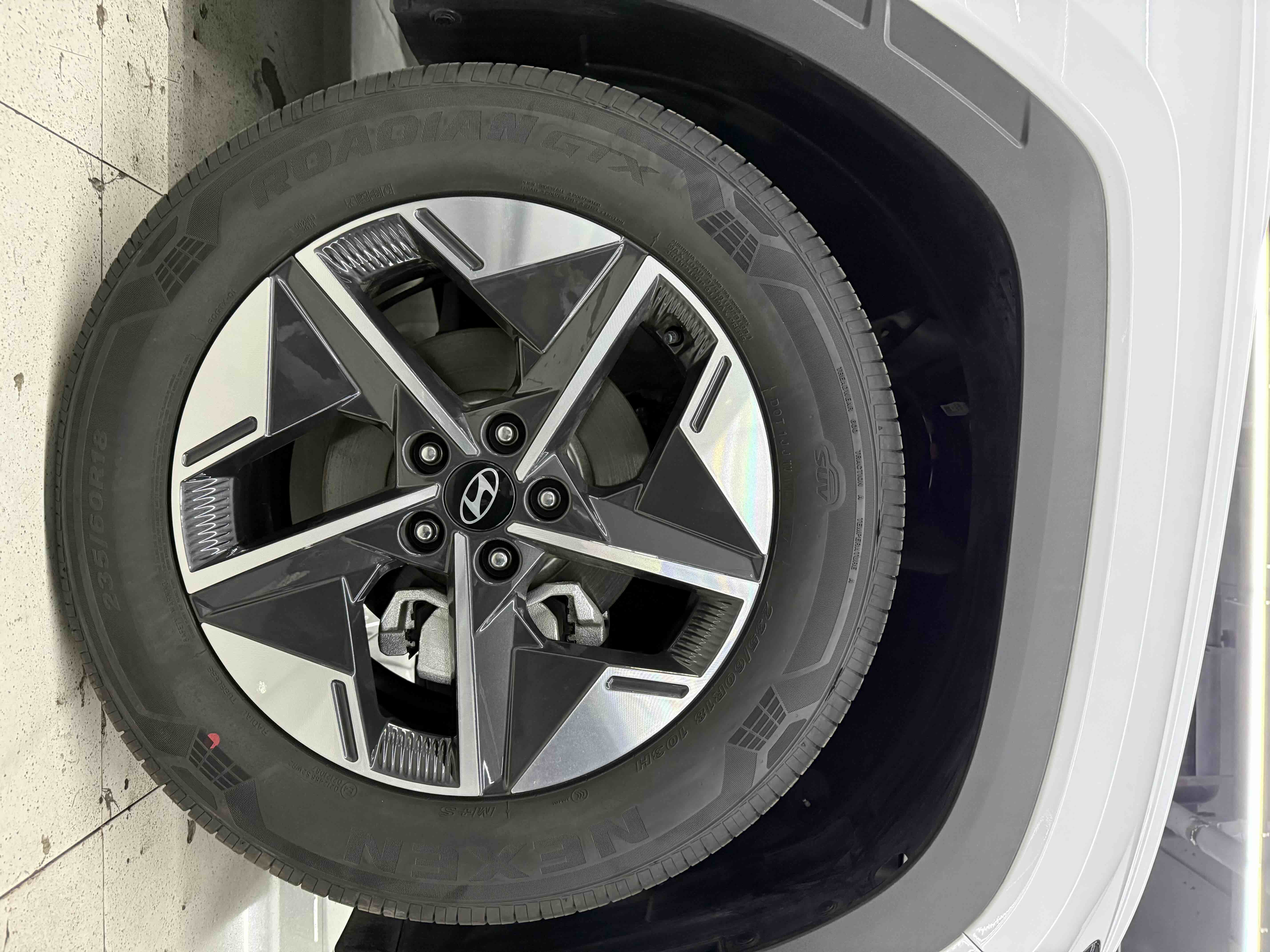 Hyundai Tucson 2025 immagine di auto #4